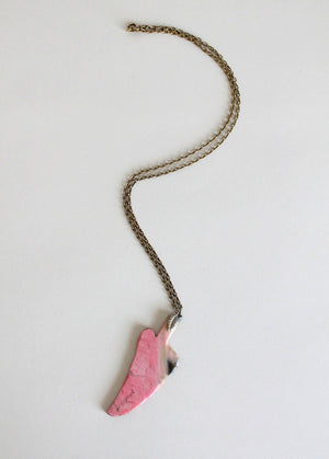 Vintage pink agate pendant necklace