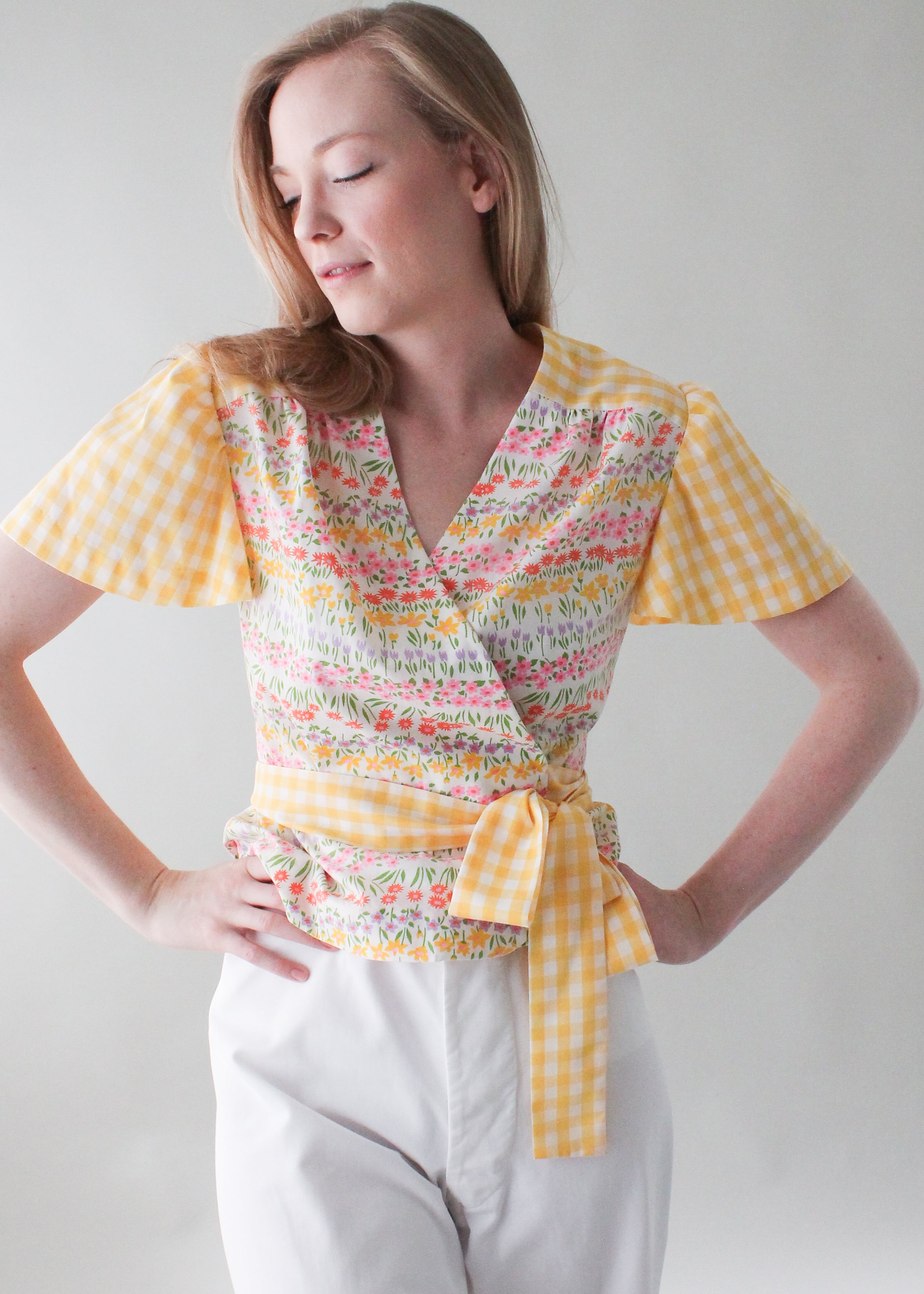 Vintage 1970s Floral Gingham Wrap Top