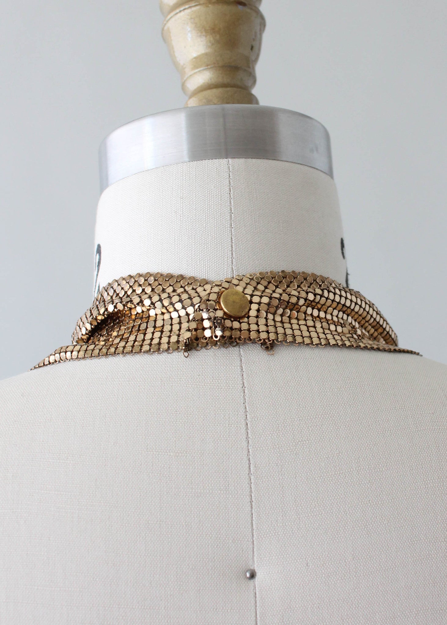 Vintage 1970s Gold Mesh Bib Necklace