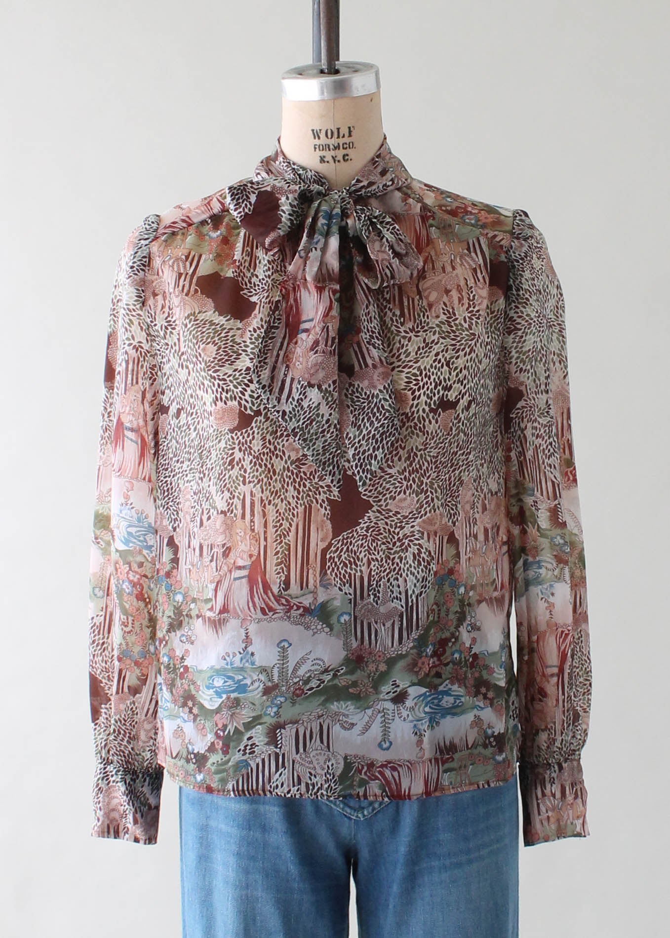 Vintage 1970s Novelty Print Pussy Bow Shirt