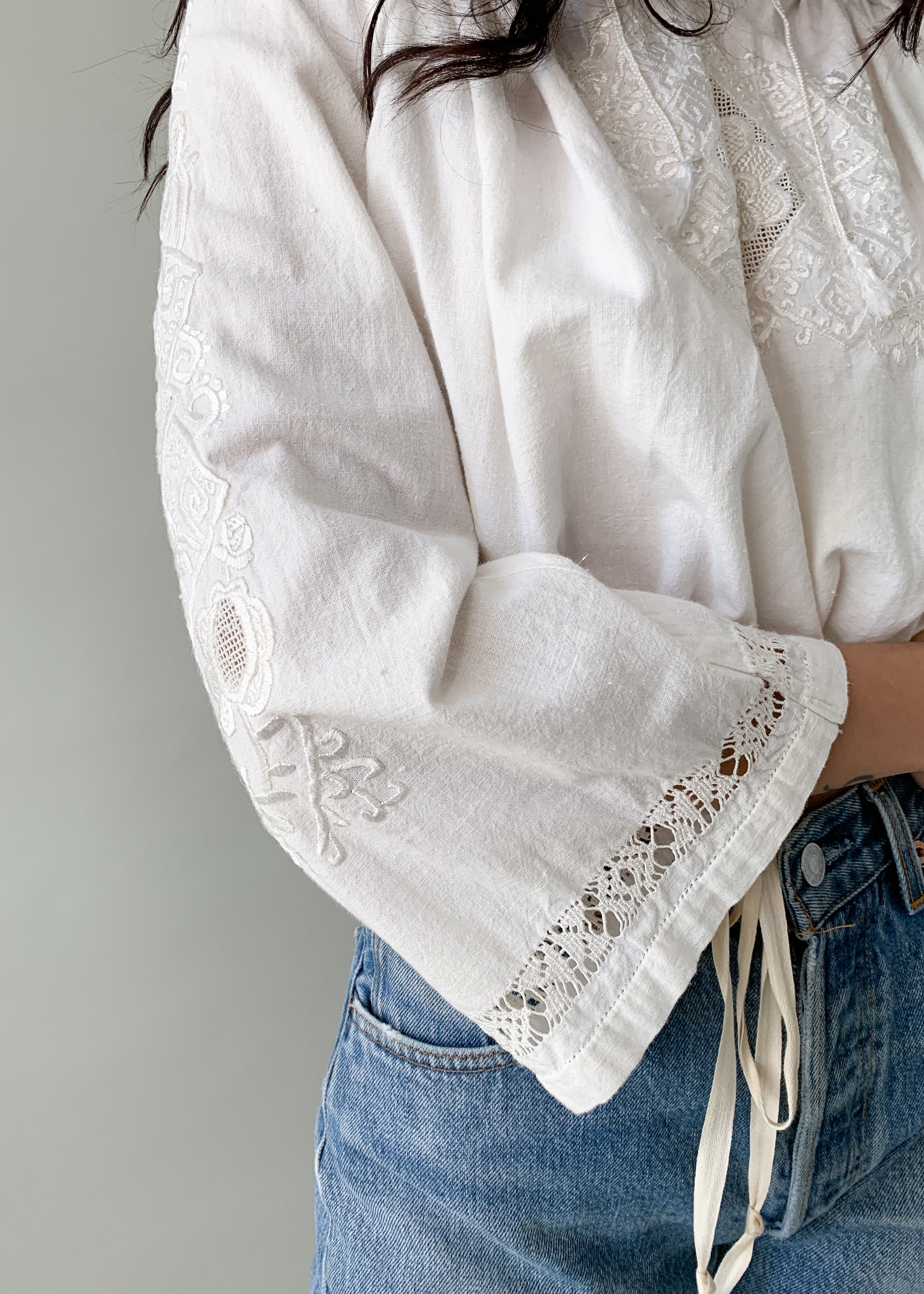 Vintage 1930s Embroidered Hungarian Top