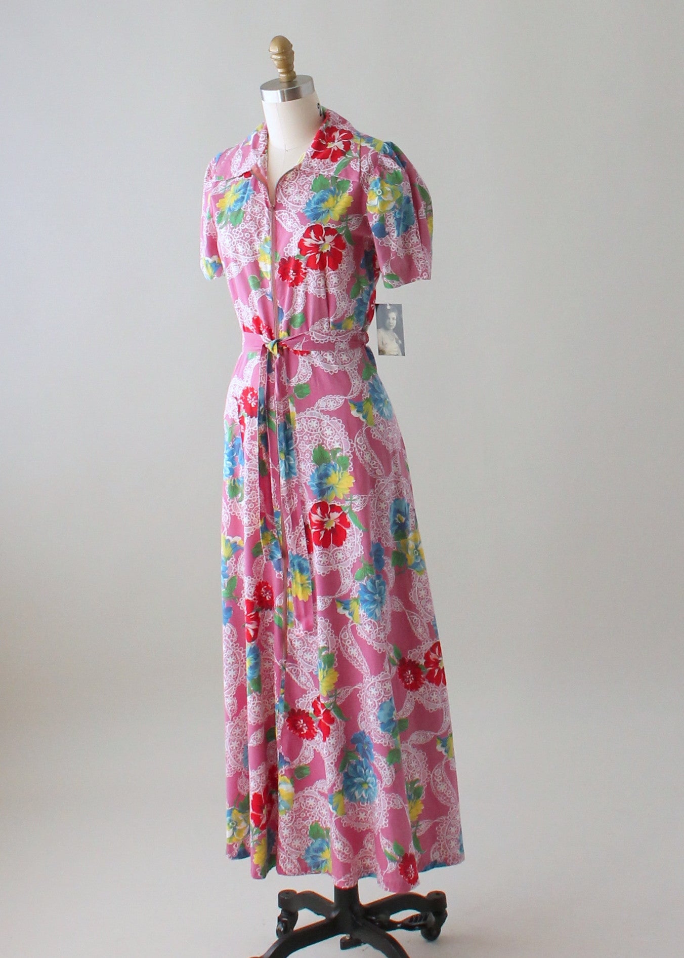 Vintage 1940s Floral Cotton Zip Front Robe Dress