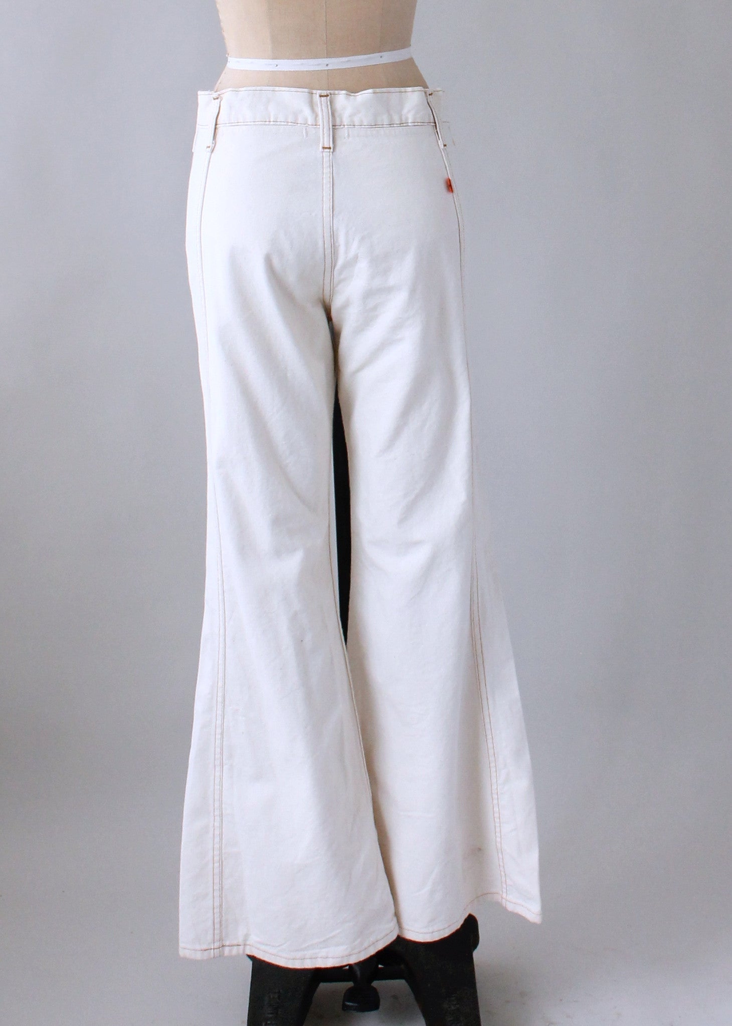 Levi's Vintage Bell Bottom Jeans 1970s Flared Denim Pants High Waist Jeans  White Tab Made in France NOS Size US 27/28 