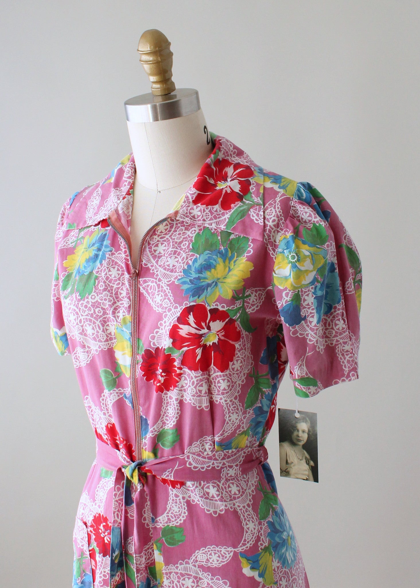 Vintage 1940s Floral Cotton Zip Front Robe Dress