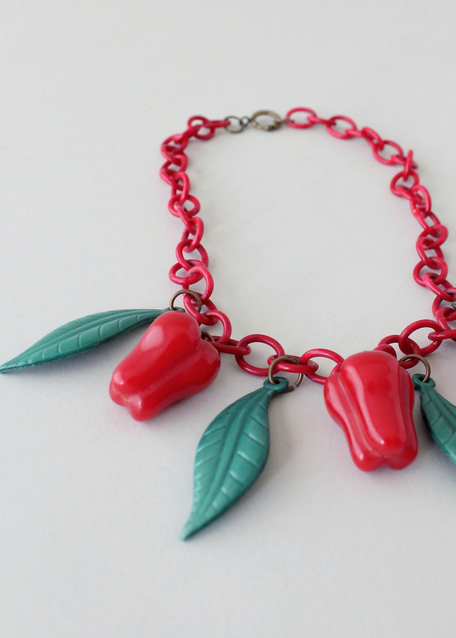 Vintage 1940s Celluloid Scotch Bonnet Novelty Necklace
