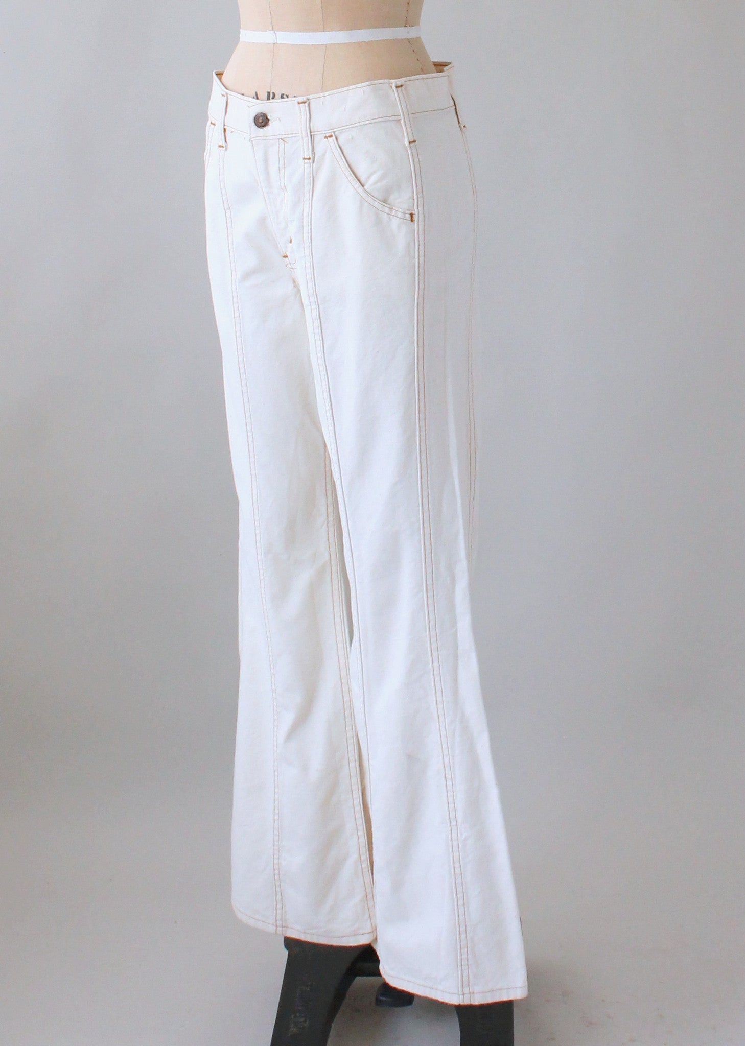 Vintage 1970s Levi's Orange Tab Low Rise Bell Bottom Jeans