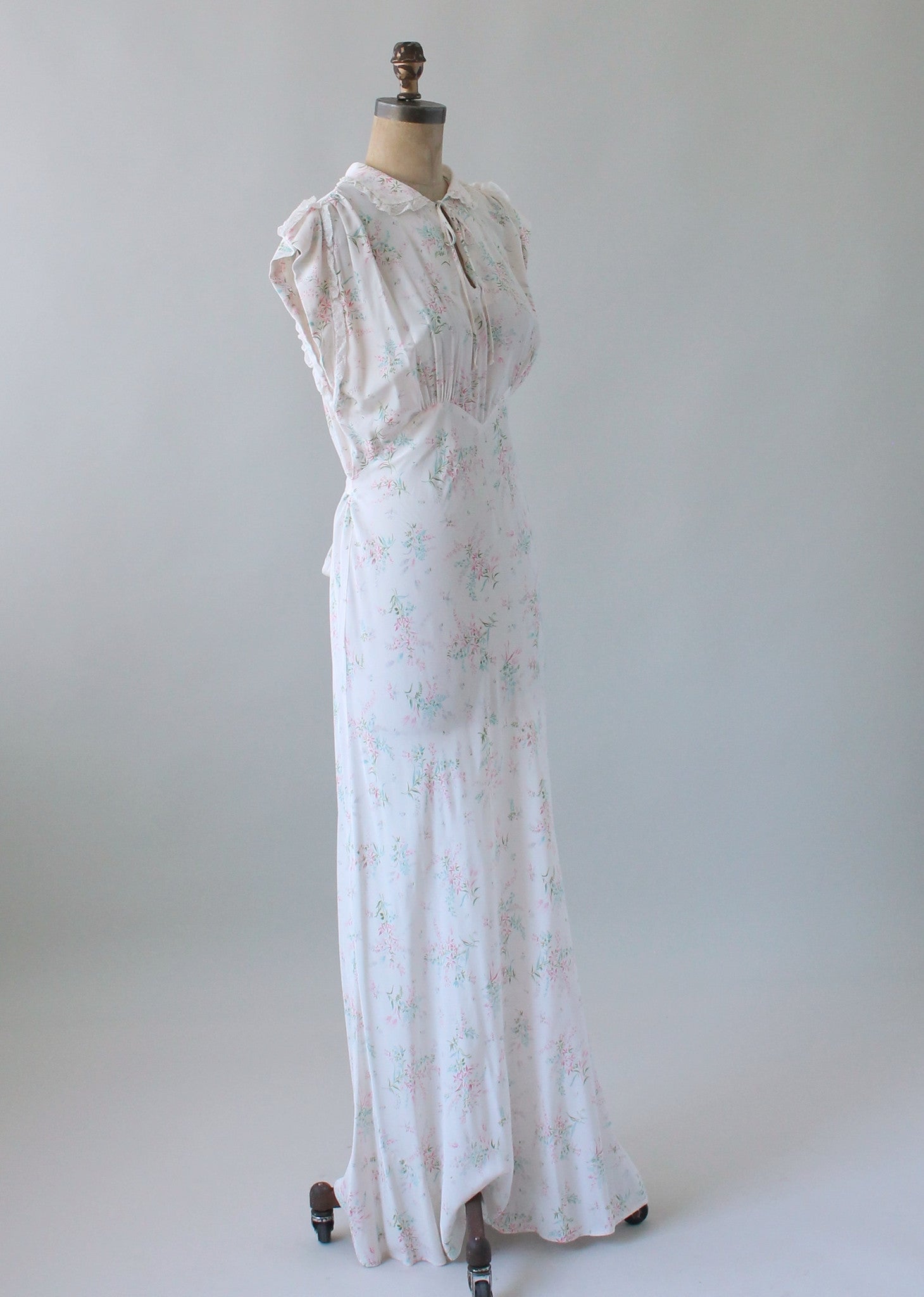 Vintage 1940s Textron Floral Rayon Bias Cut Gown