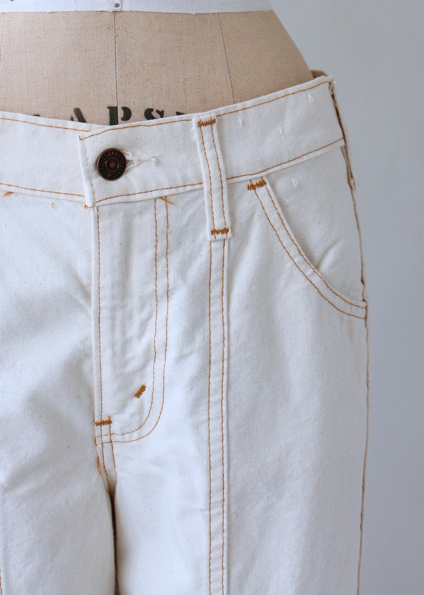Vintage 1970s Levi's Orange Tab Low Rise Bell Bottom Jeans
