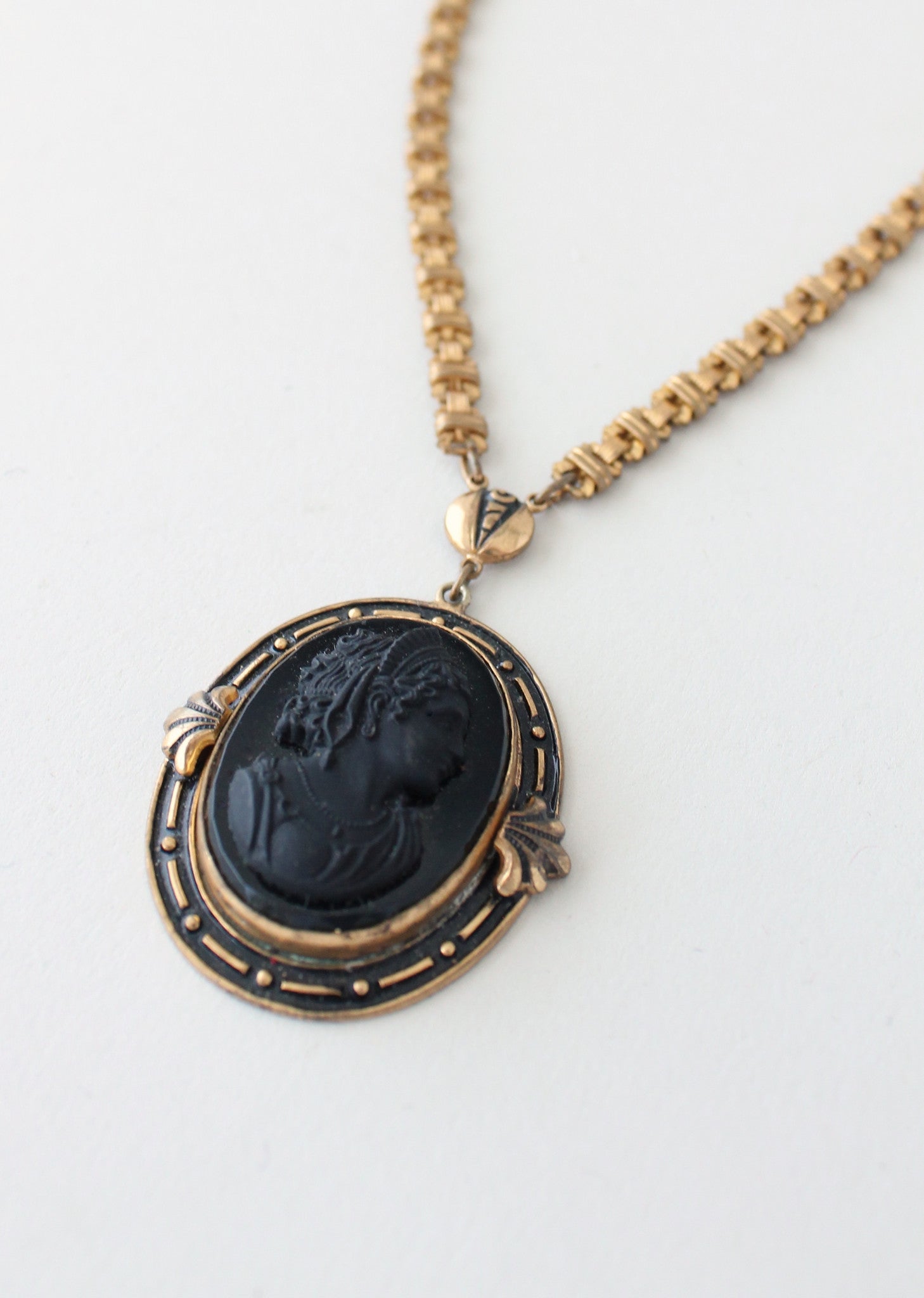 Vintage 1930s Victorian Revival Black Cameo Necklace