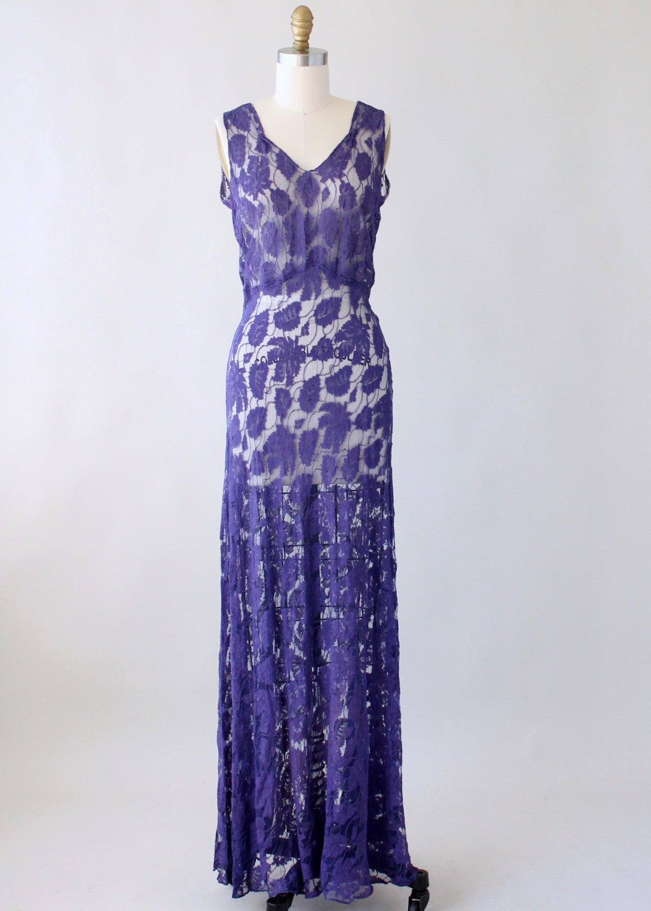Vintage 1930s Purple Lace Evening Dress