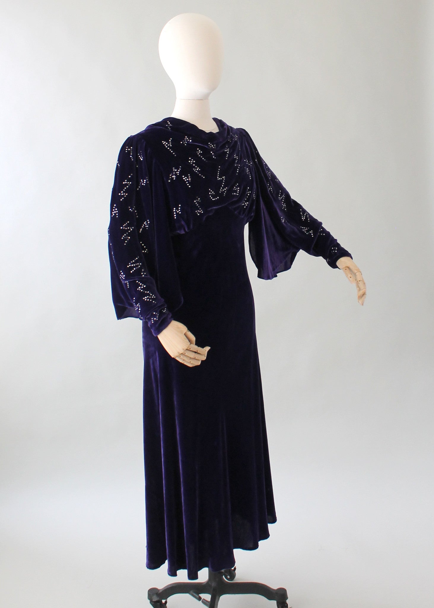 Vintage 1930s Purple Velvet Evening Gown with Rhinestones