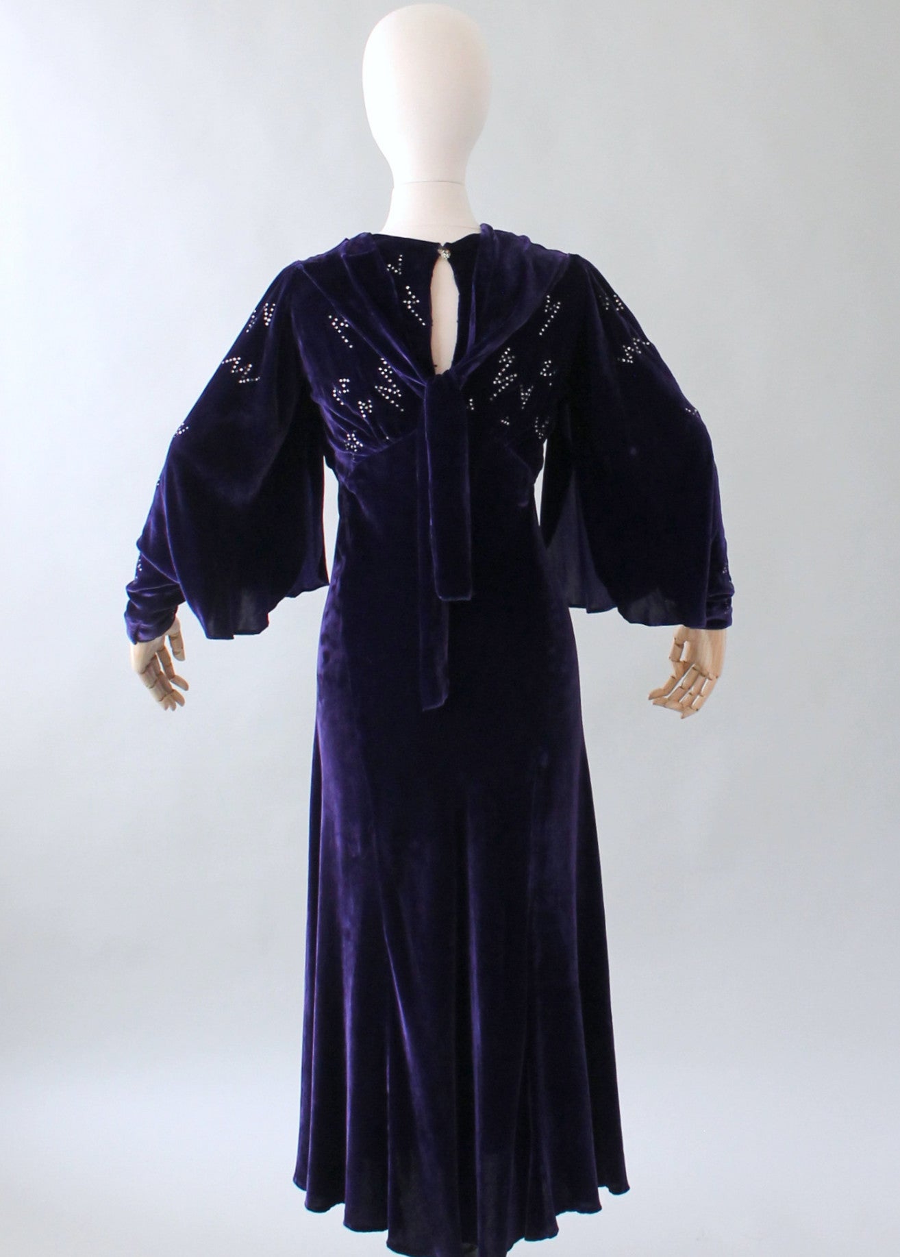 Vintage 1930s Purple Velvet Evening Gown with Rhinestones