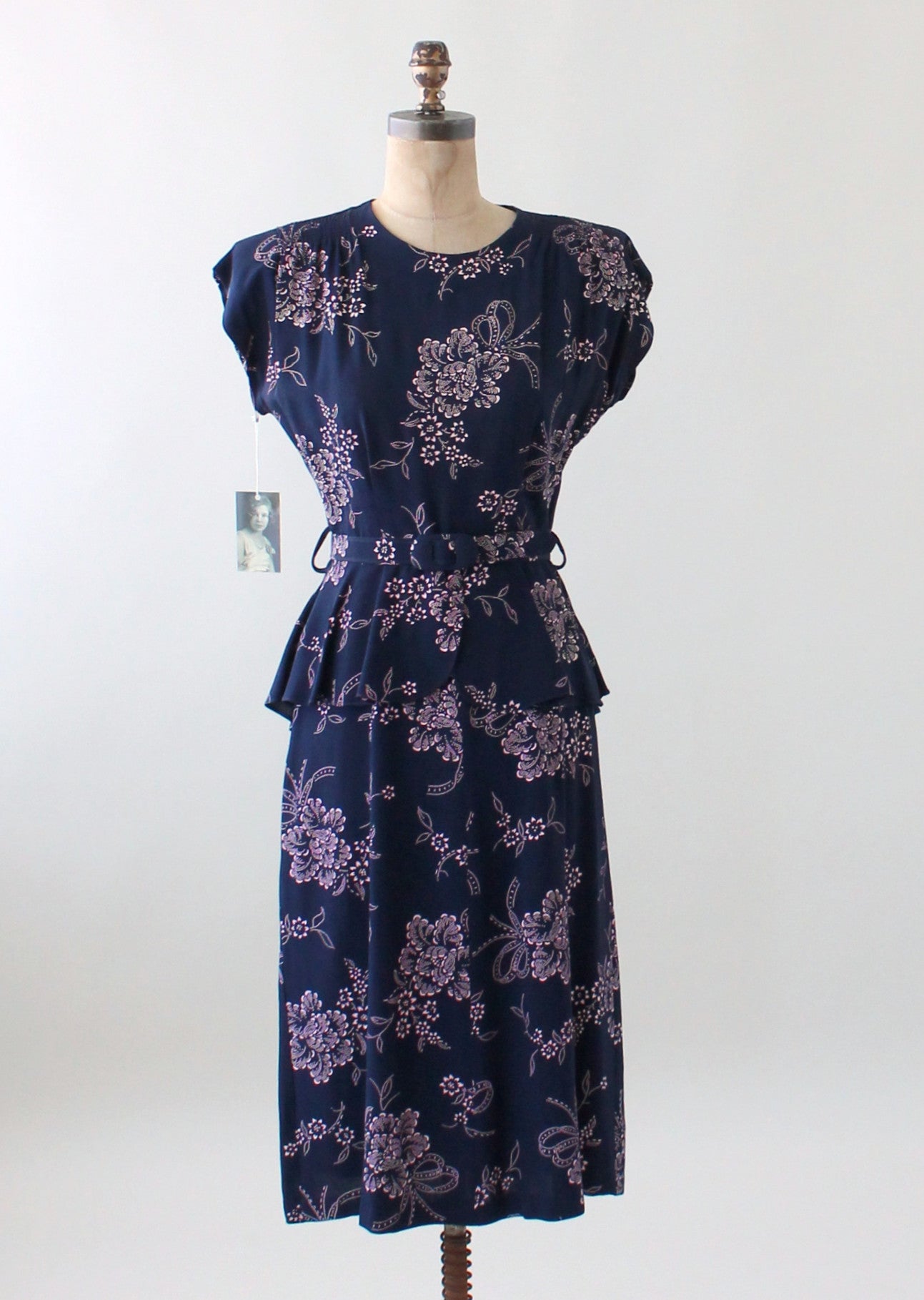 Vintage 1940s Day Dress Paisley Print Silk Crepe Size M