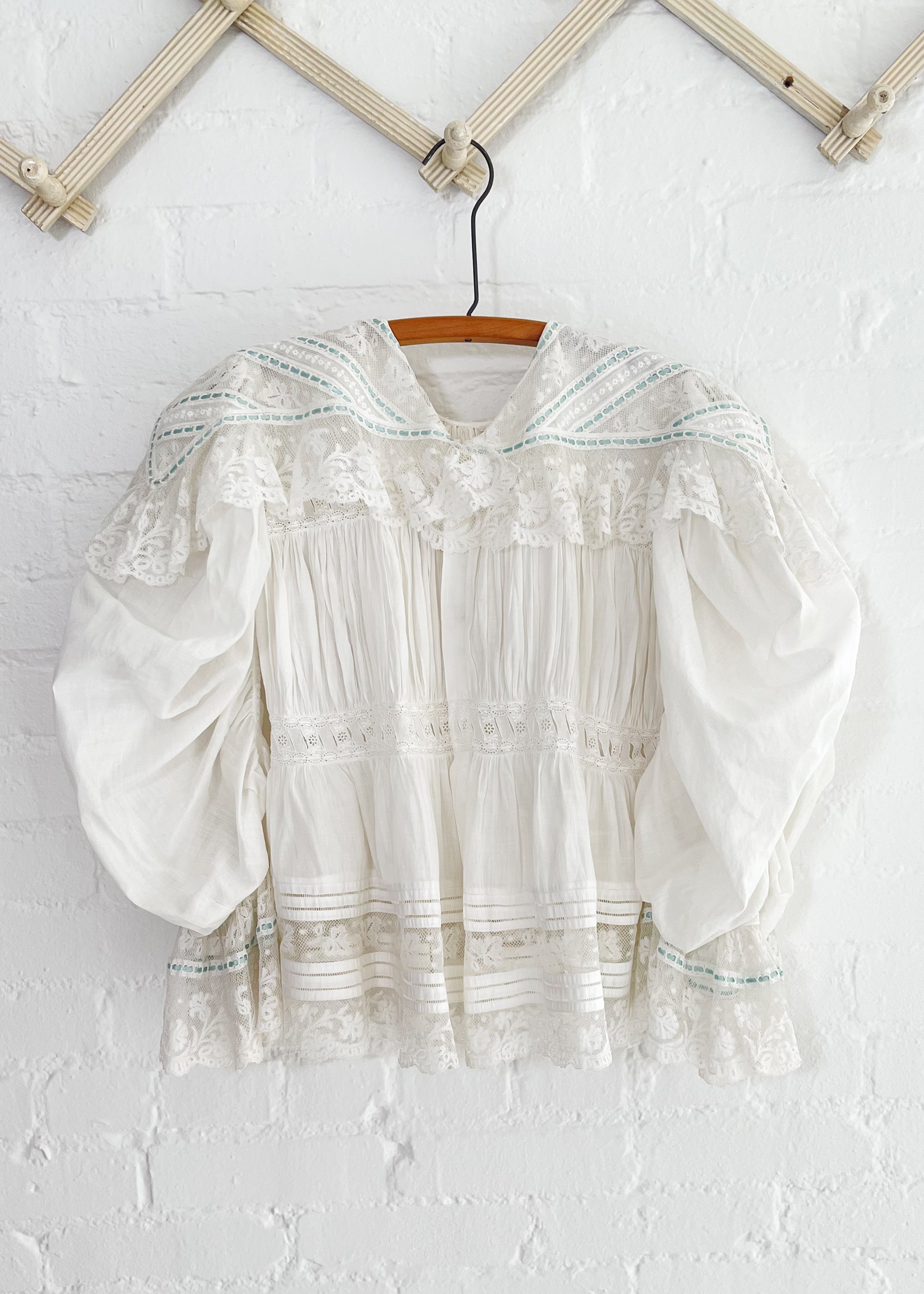 Edwardian Blouse with Full Sleeves