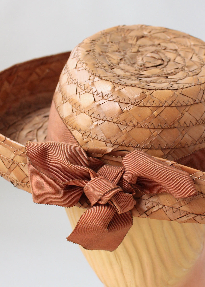 Vintage Early 1940s Deep Brim Straw Hat