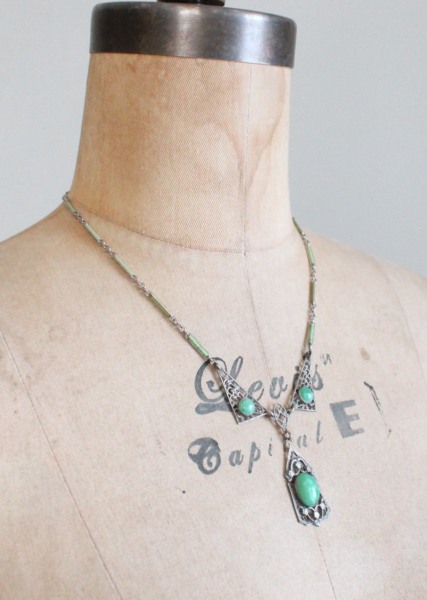 Vintage 1930s Green Glass and Silver Filigree Necklace