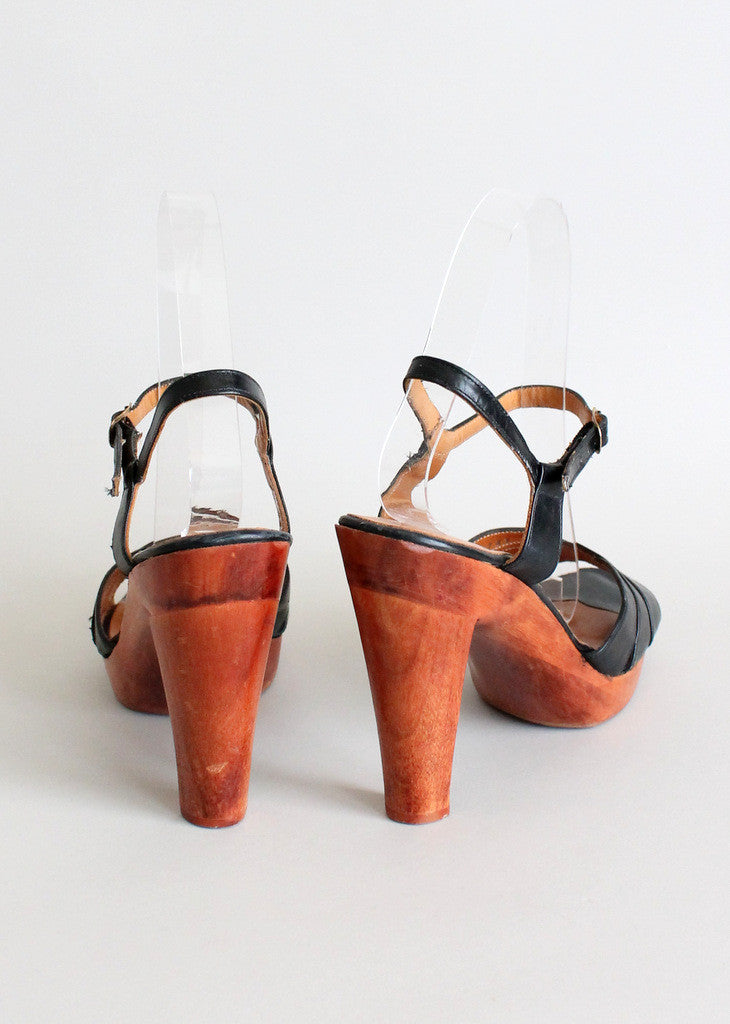 Vintage 1970s Baretraps Wood Platform Sandals Size 6