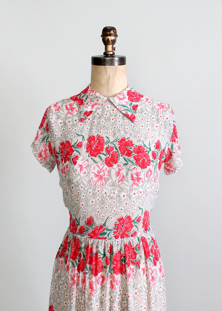 Vintage 1940s floral rayon dress