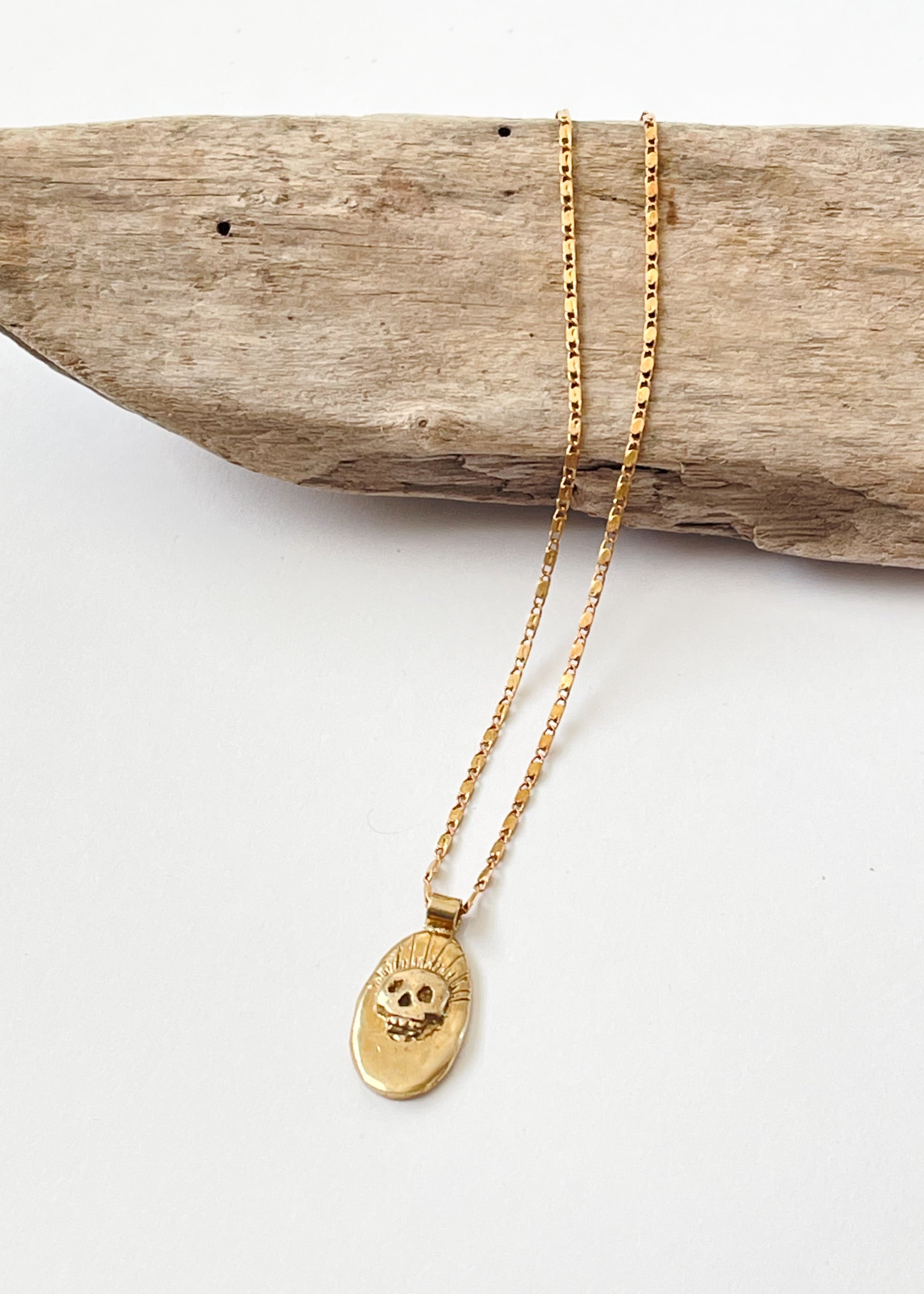 Momento Mori Skull Pendant Necklace