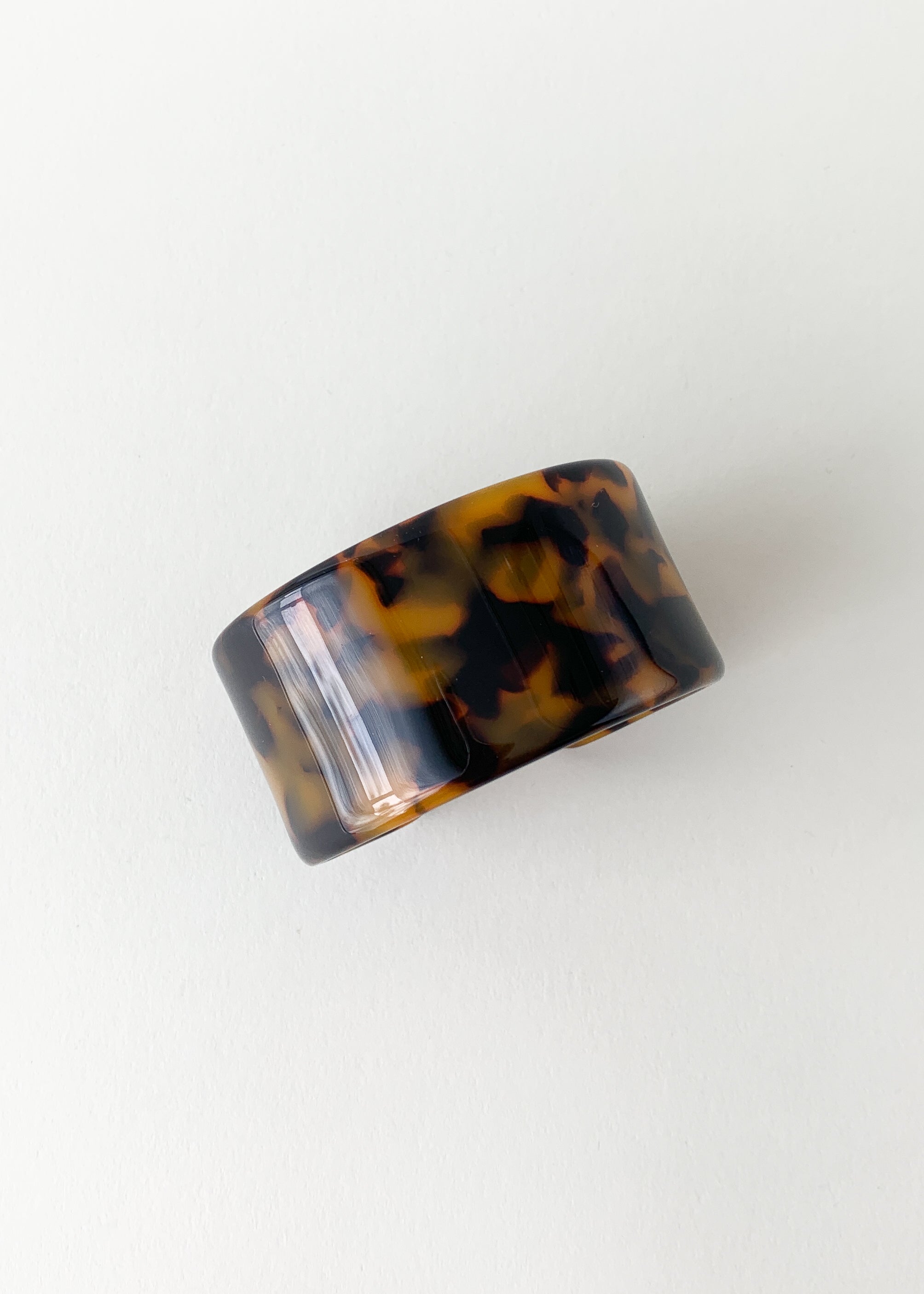 Machete Wide Cuff in Classic Tortoise