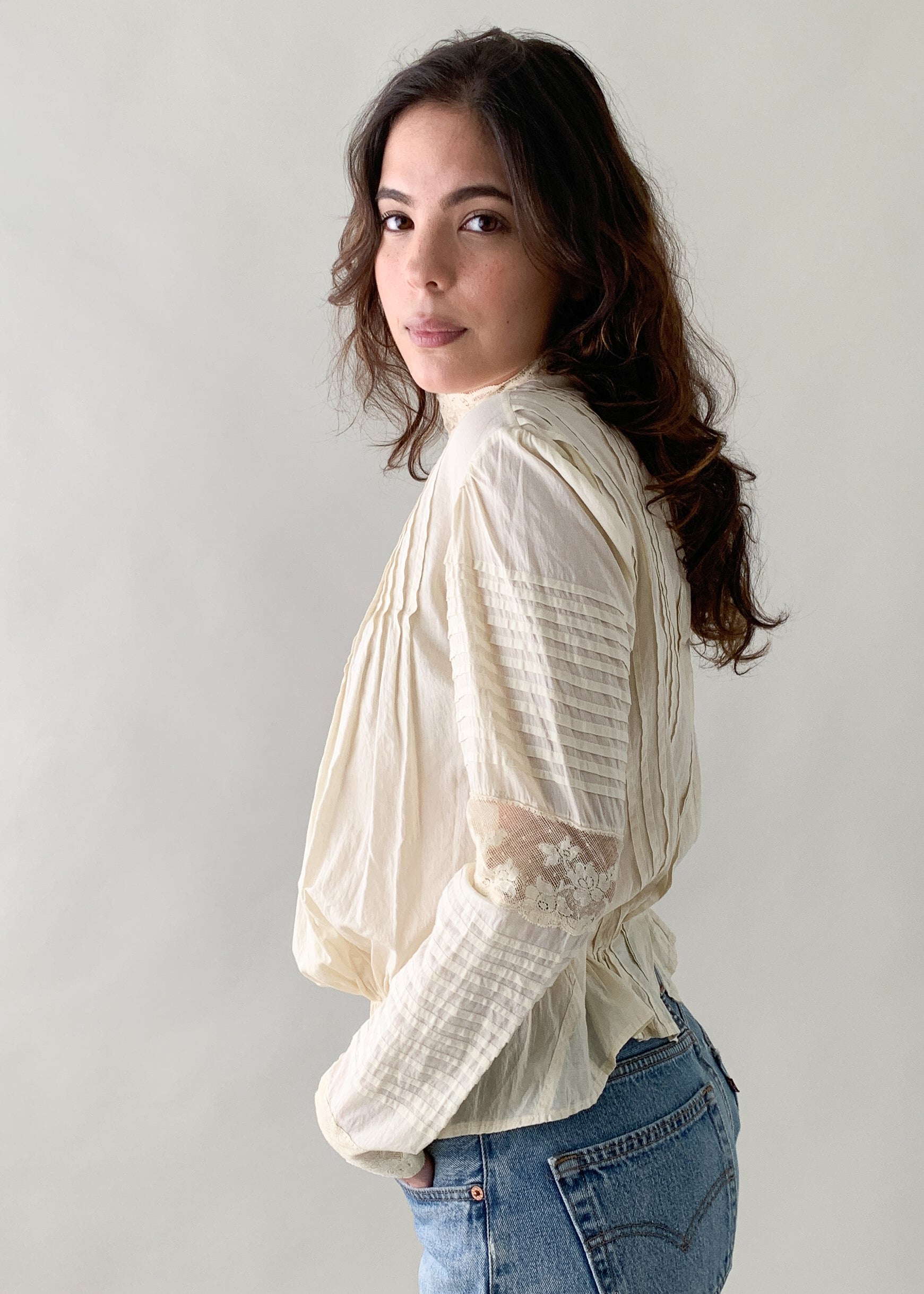 Antique 1890s Cotton and Lace Blouse