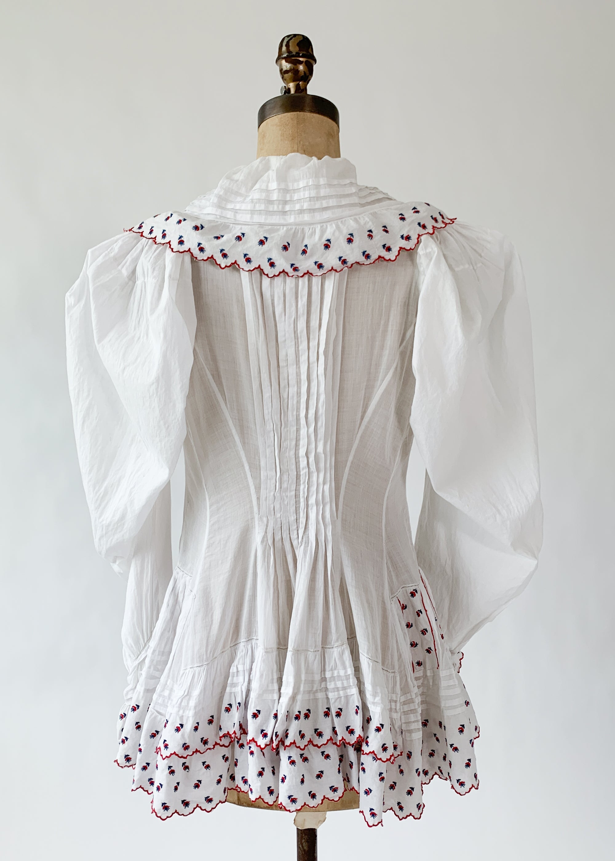 Antique Edwardian Embroidered Puff Sleeve Shirt