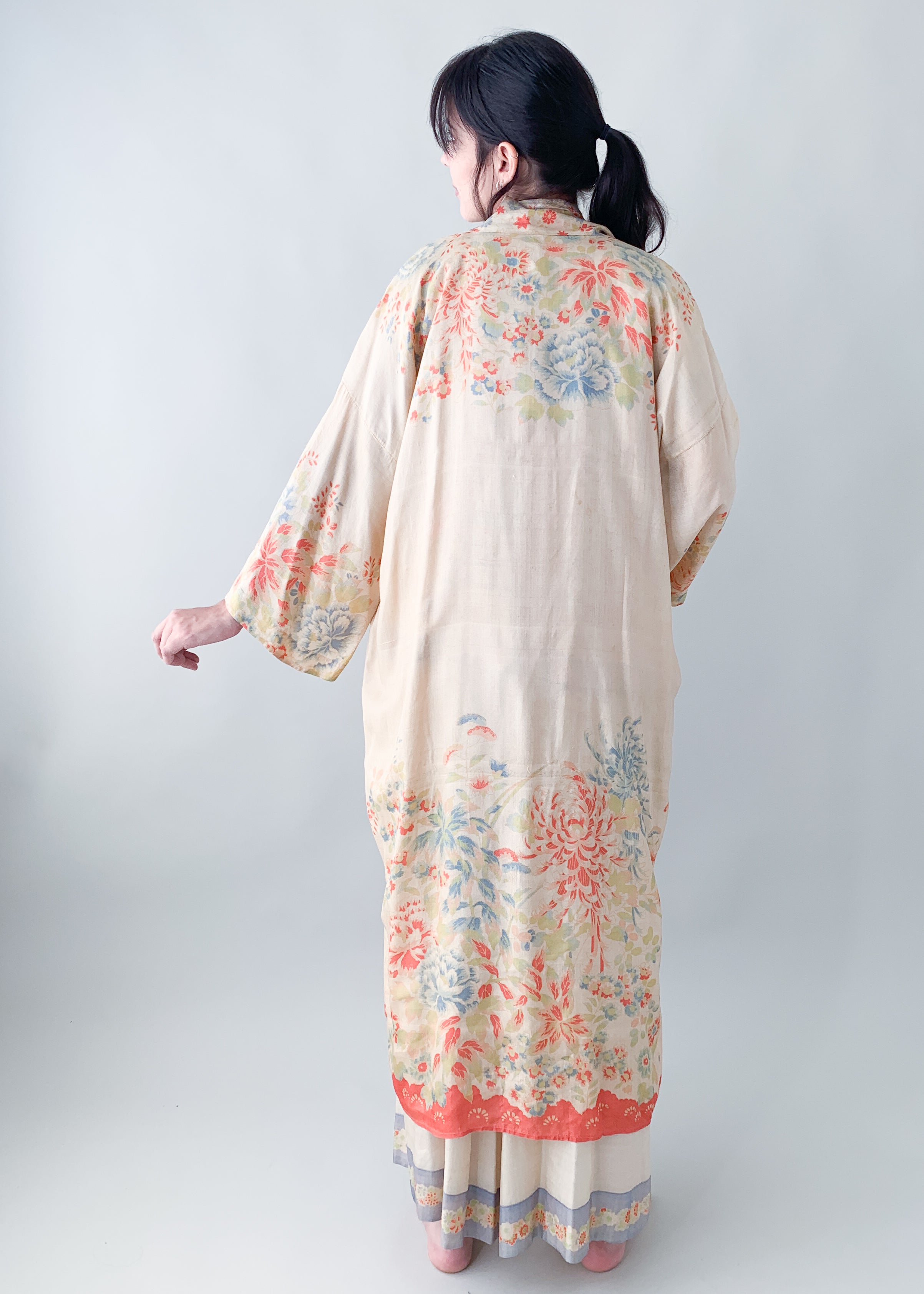 Vintage 1920s Pongee Silk Robe