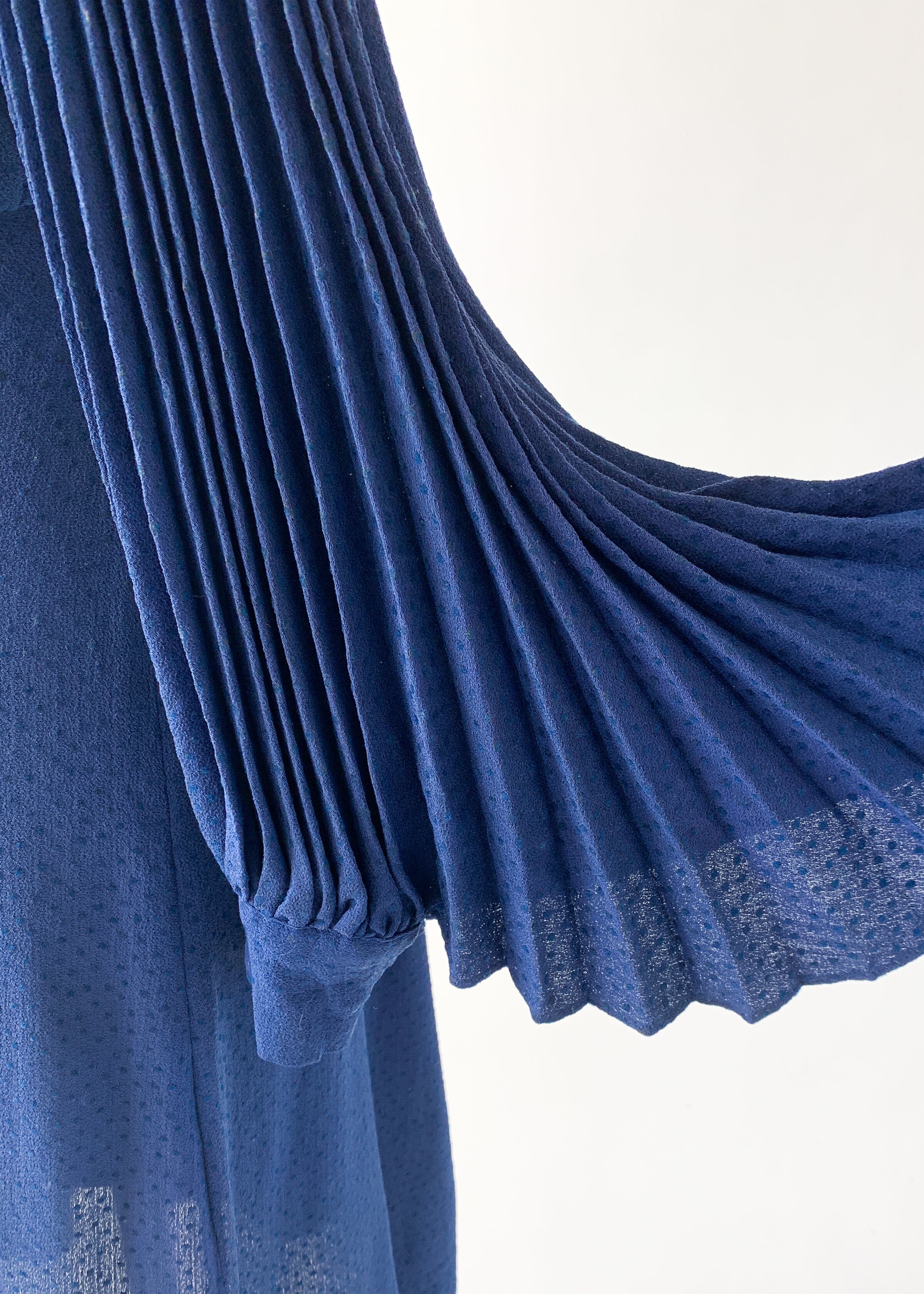 Vintage 1930s Accordion Sleeve Dress