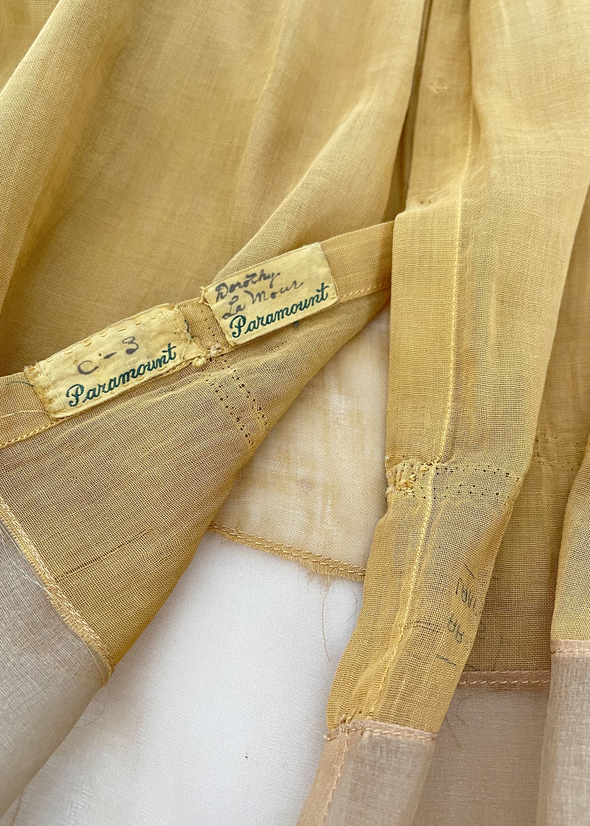 Vintage 1930s Blouse worn by Dorothy Lamour