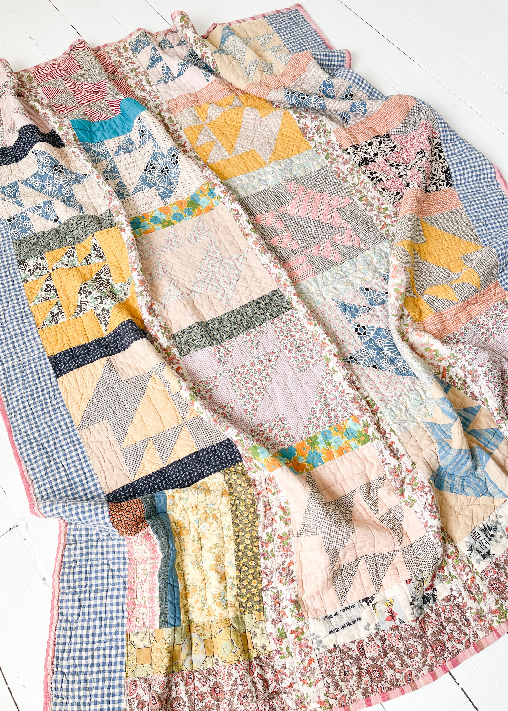 Vintage Fruit Basket Patchwork Quilt