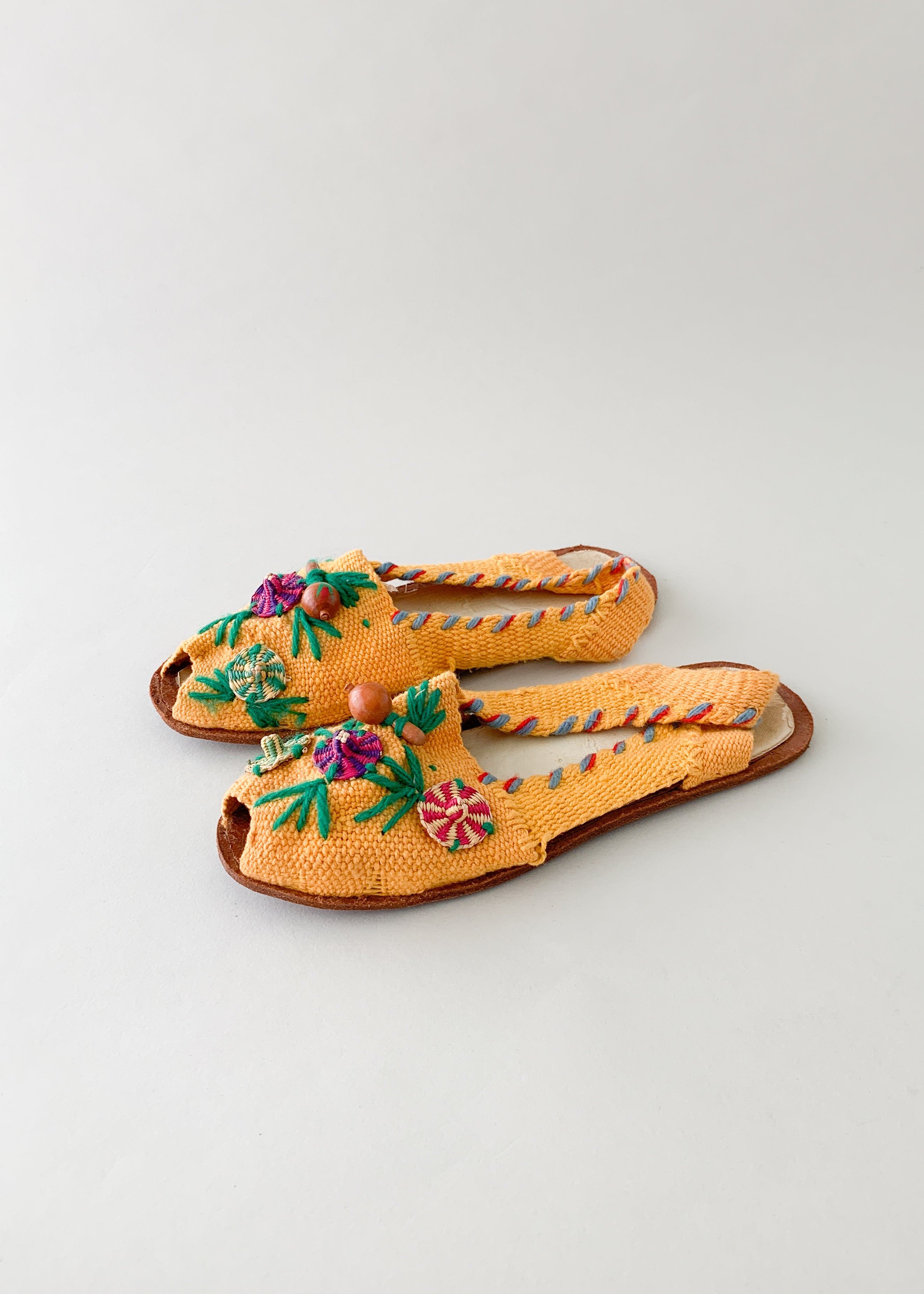 Vintage Souvenir Knit Sandals