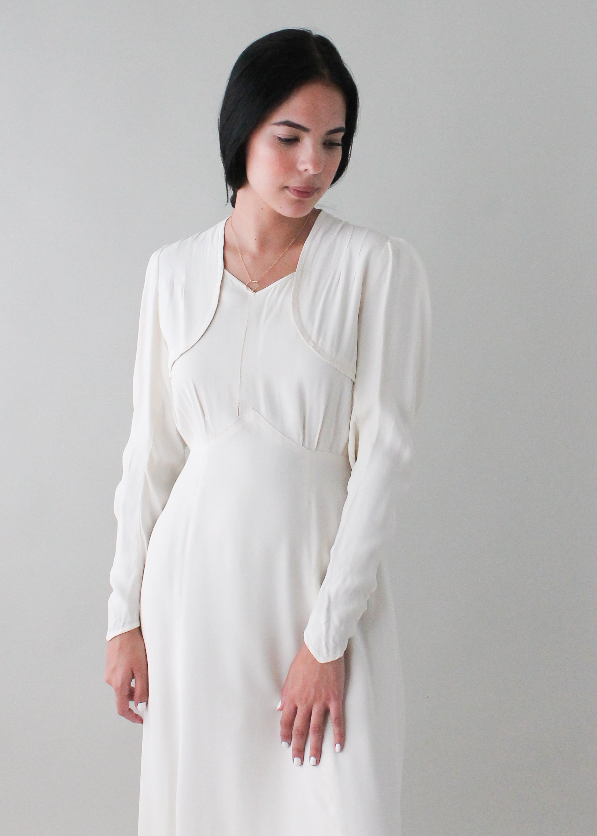 Vintage 1940s Dresses - Raleigh Vintage Vintage 1940s Dresses - Raleigh Vintage