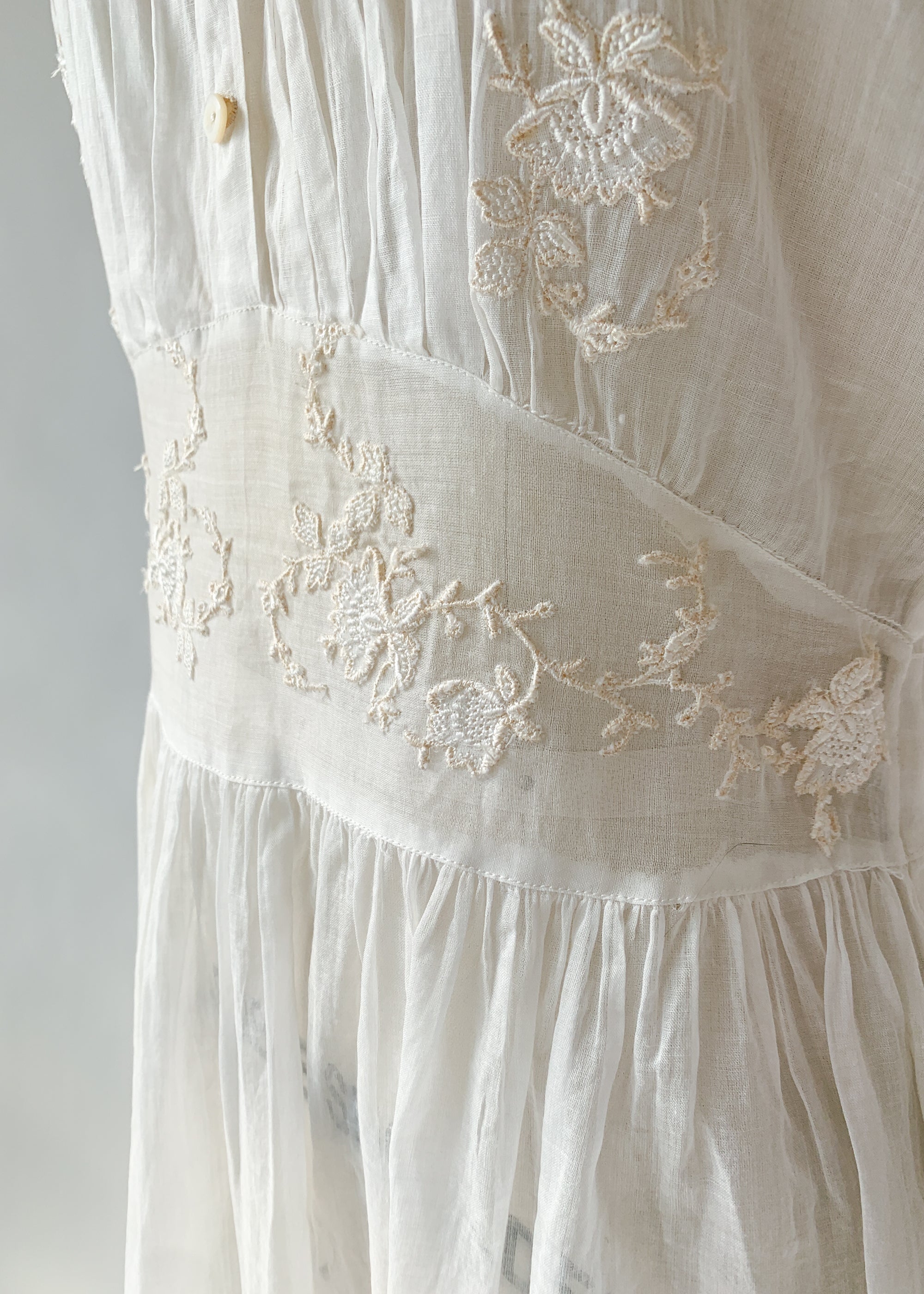 Vintage 1940s Sweetheart Cotton Dress