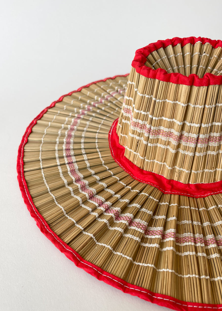 Vintage 1960s Folding Straw Reed Bucket Hat