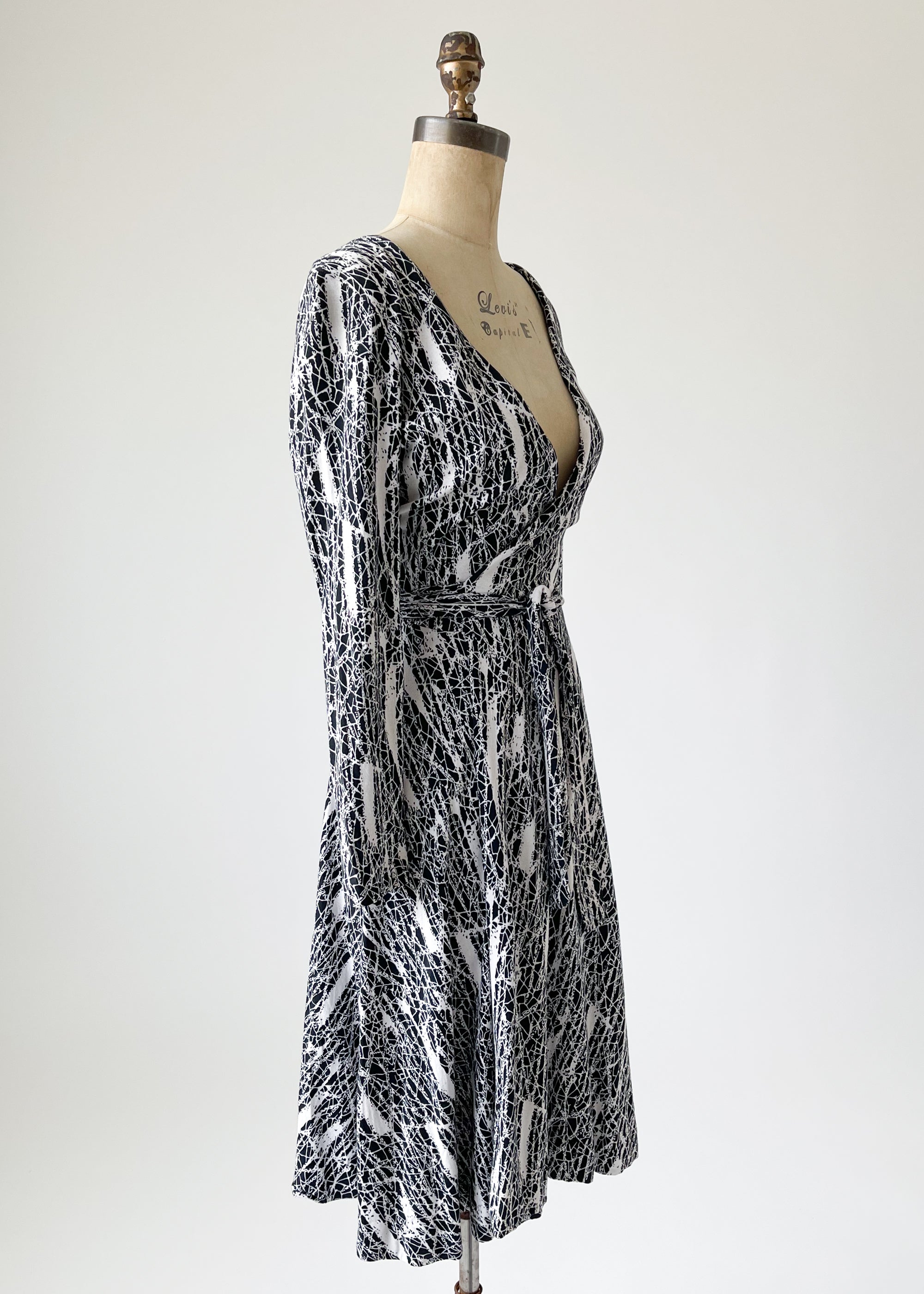 Vintage 1970s Diane Von Furstenberg Wrap Dress
