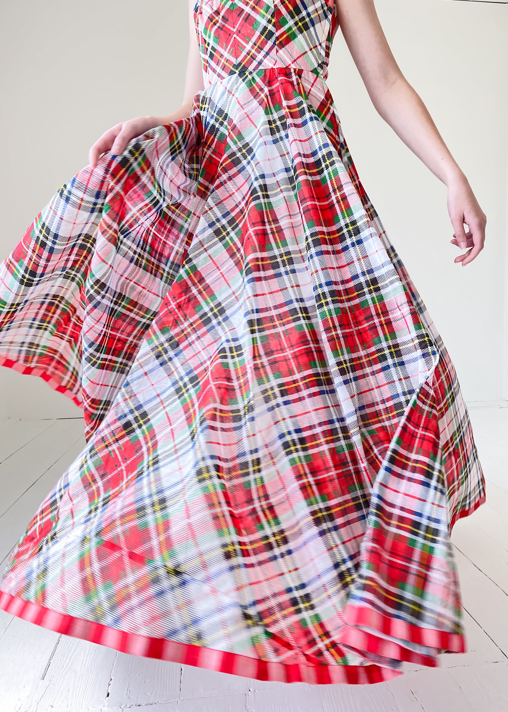 Vintage 1970s Oscar de la Renta Plaid Halter Dress - Raleigh Vintage Vintage 1970s Oscar de la Renta Plaid Halter Dress - Raleigh Vintage