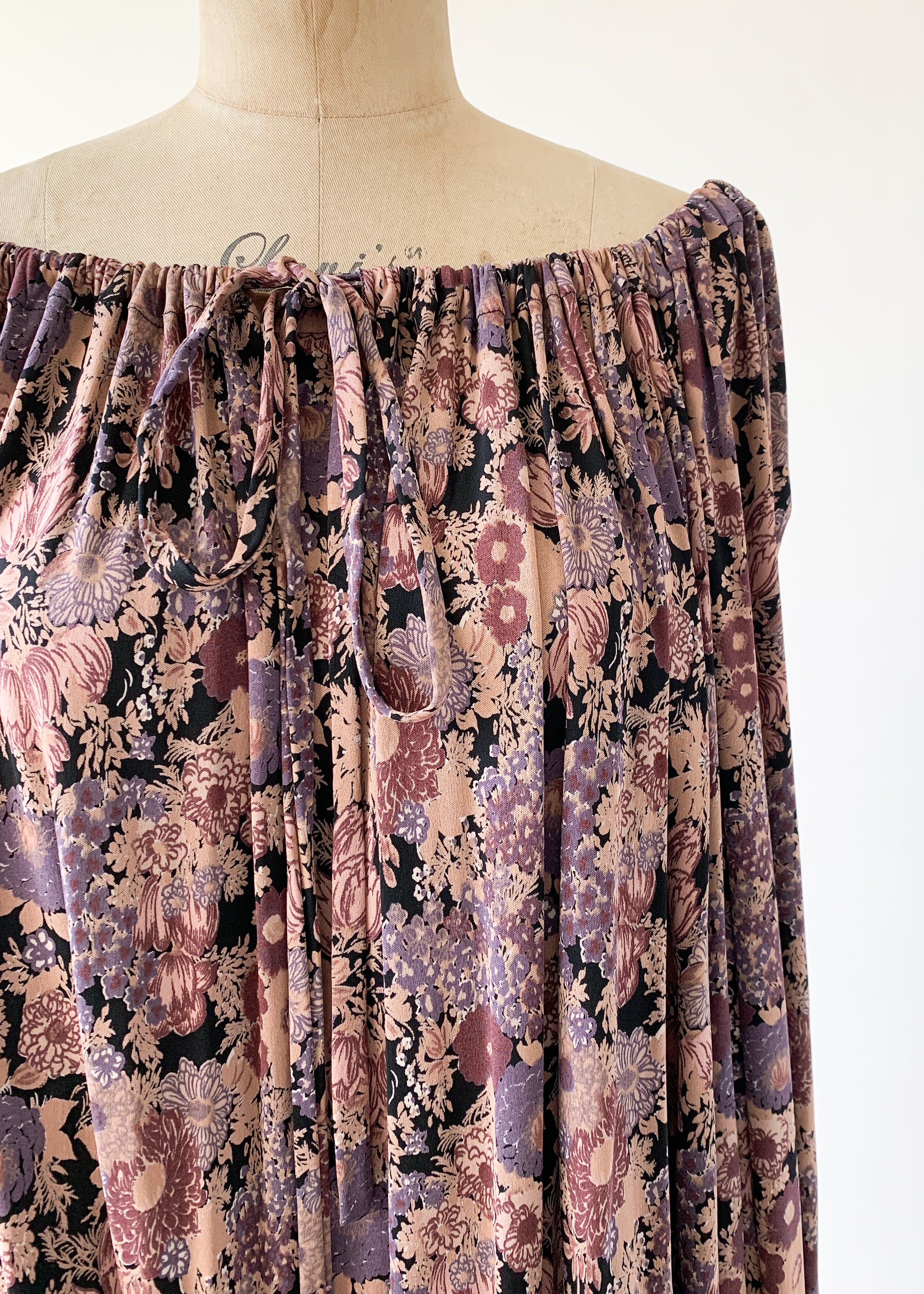 Vintage 1970s Quorum Floral Dress