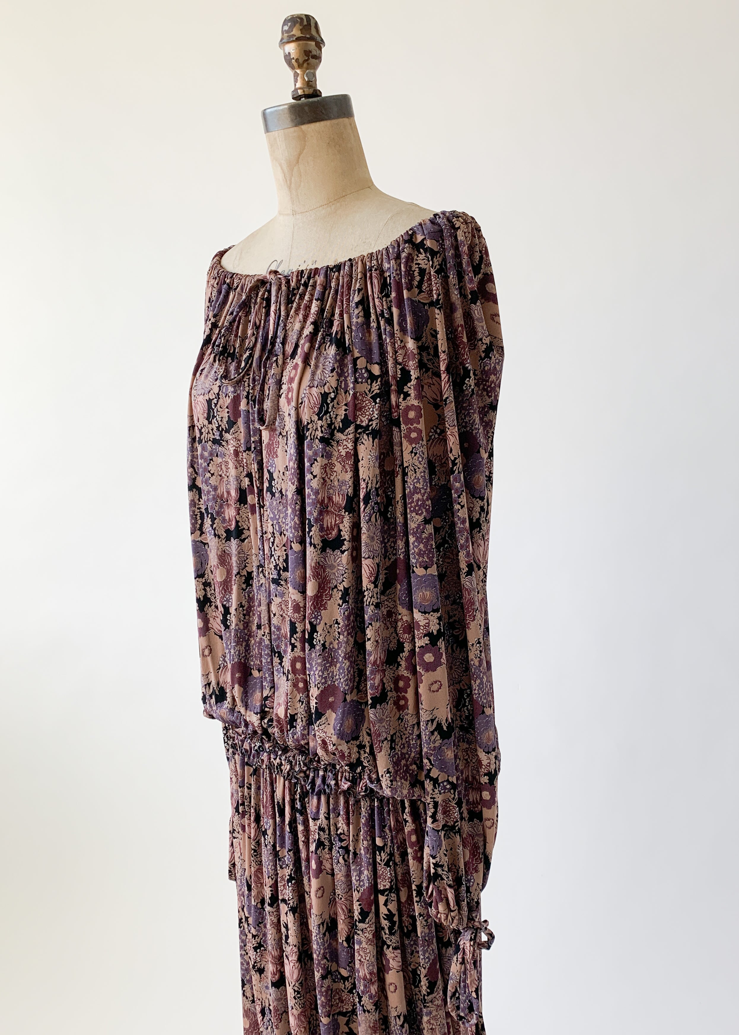 Vintage 1970s Quorum Floral Dress