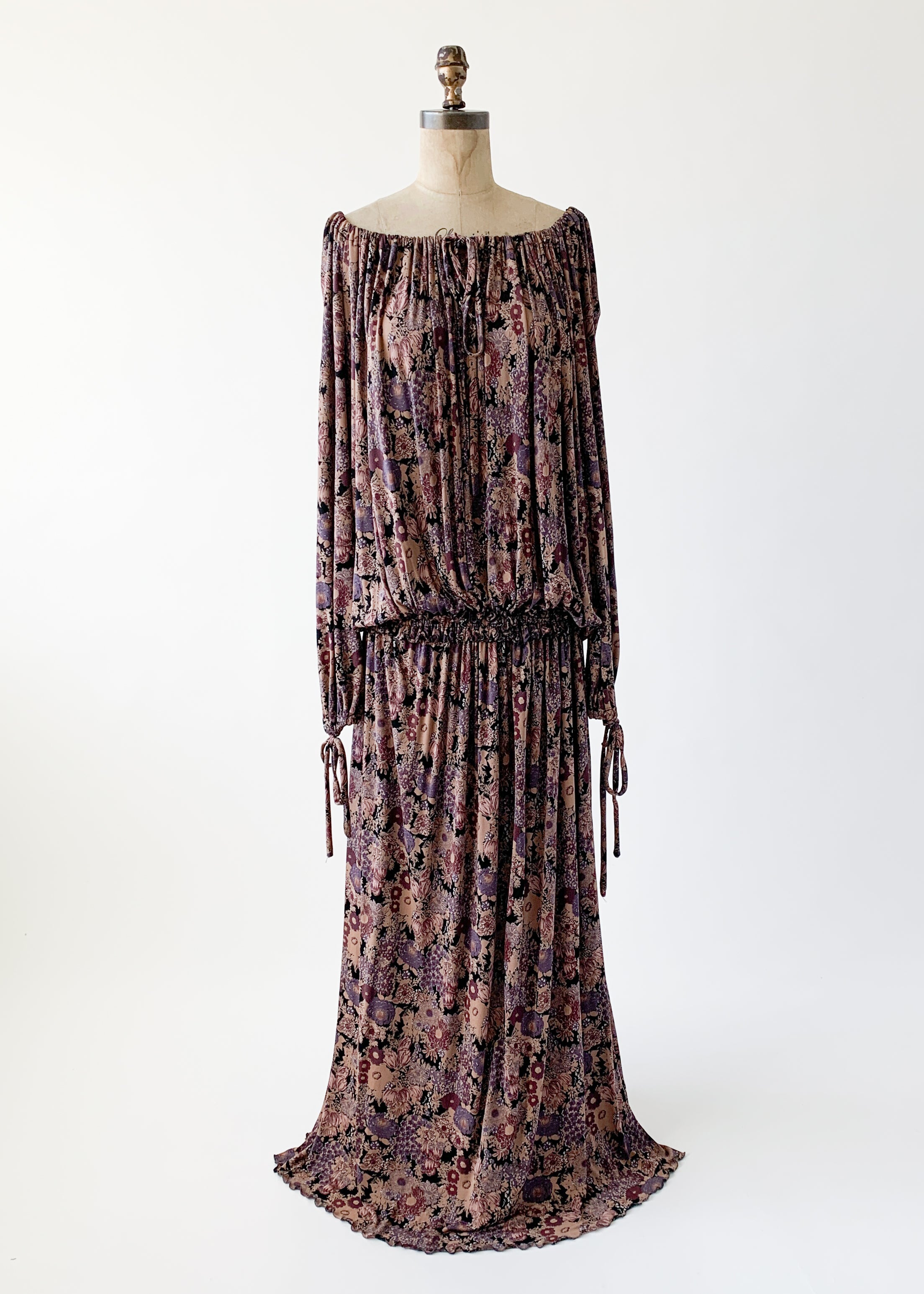 Vintage 1970s Quorum Floral Dress