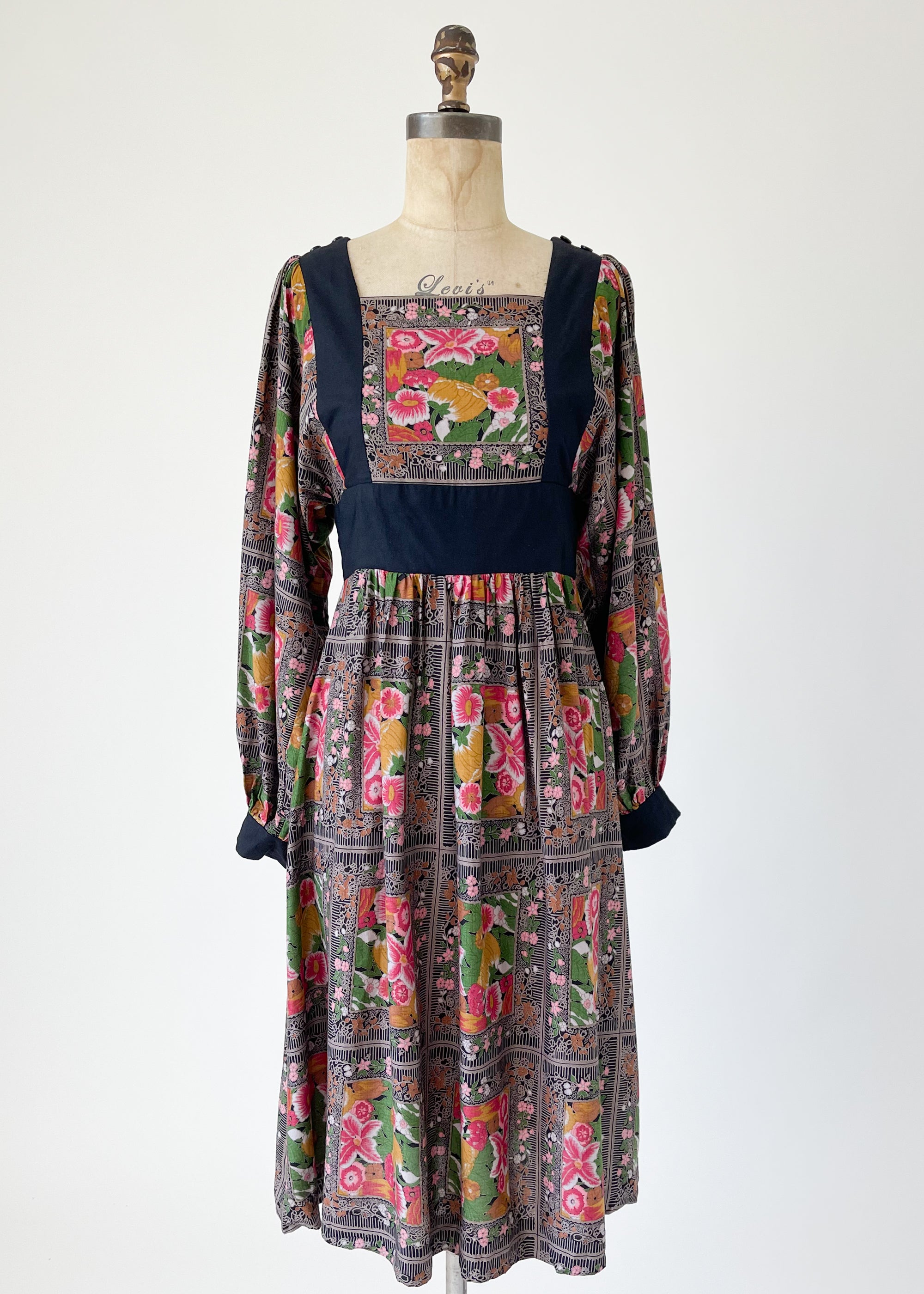 Vintage 1970s Wallis Floral Dress