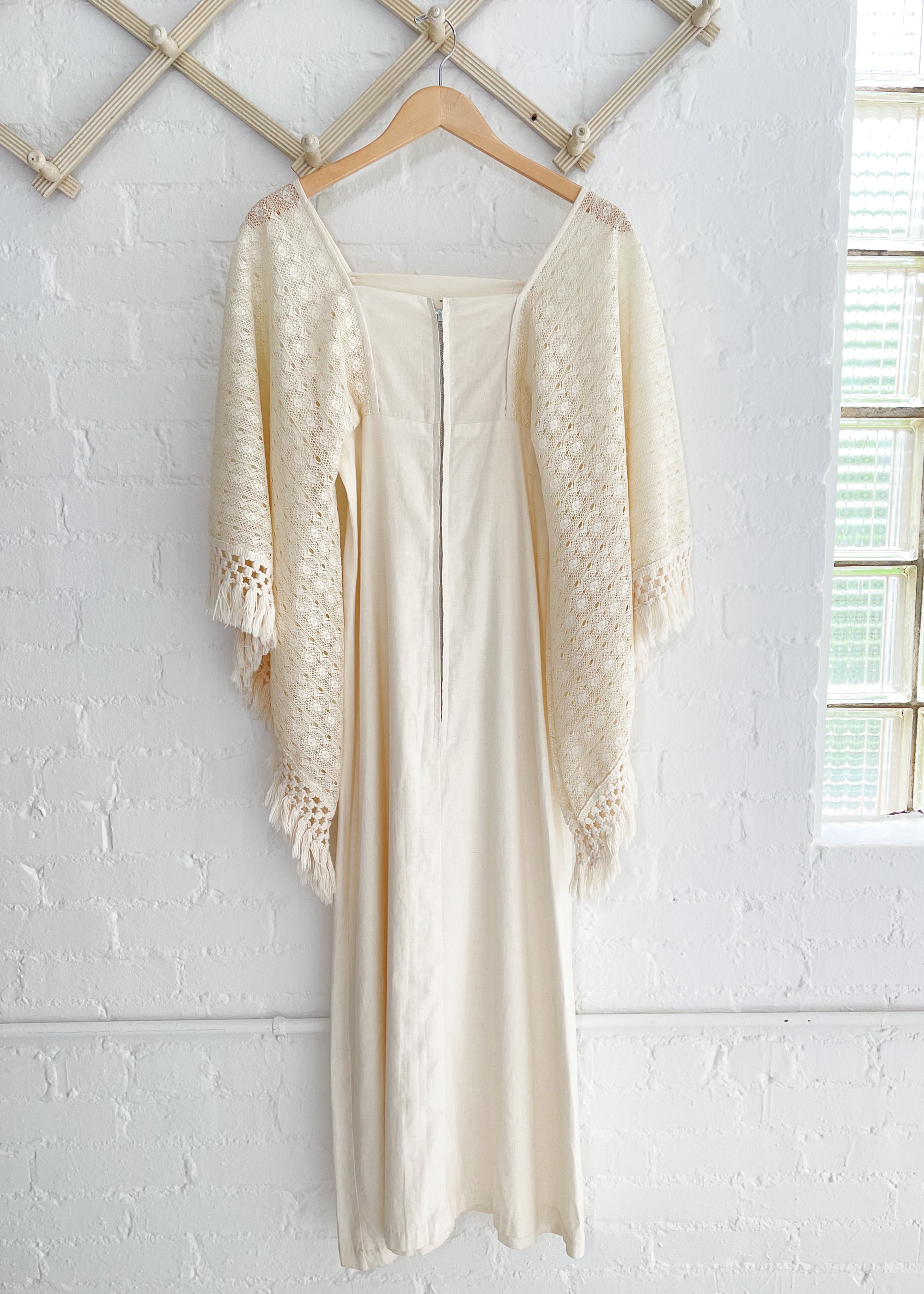 Vintage 1970s Angel Wing Sleeve Dress