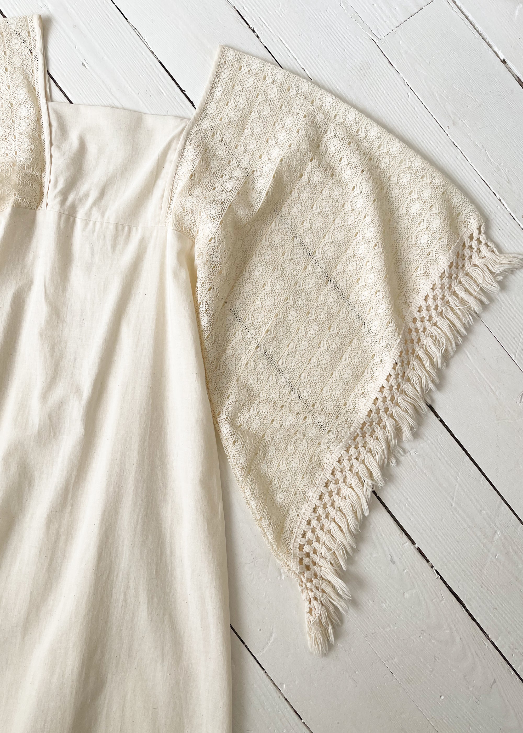 Vintage 1970s Angel Wing Sleeve Dress