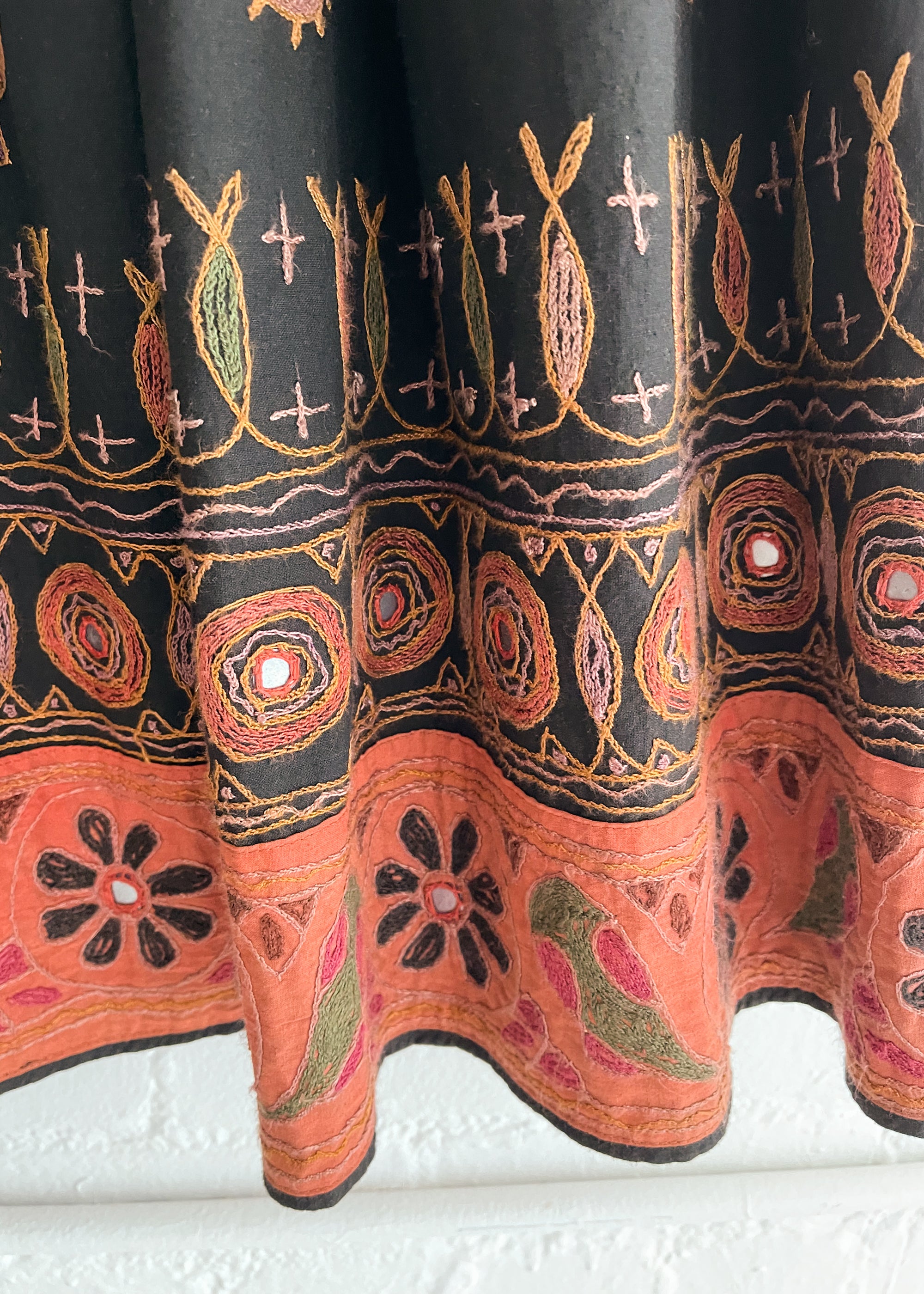 Vintage 1980s Embroidered Indian Skirt