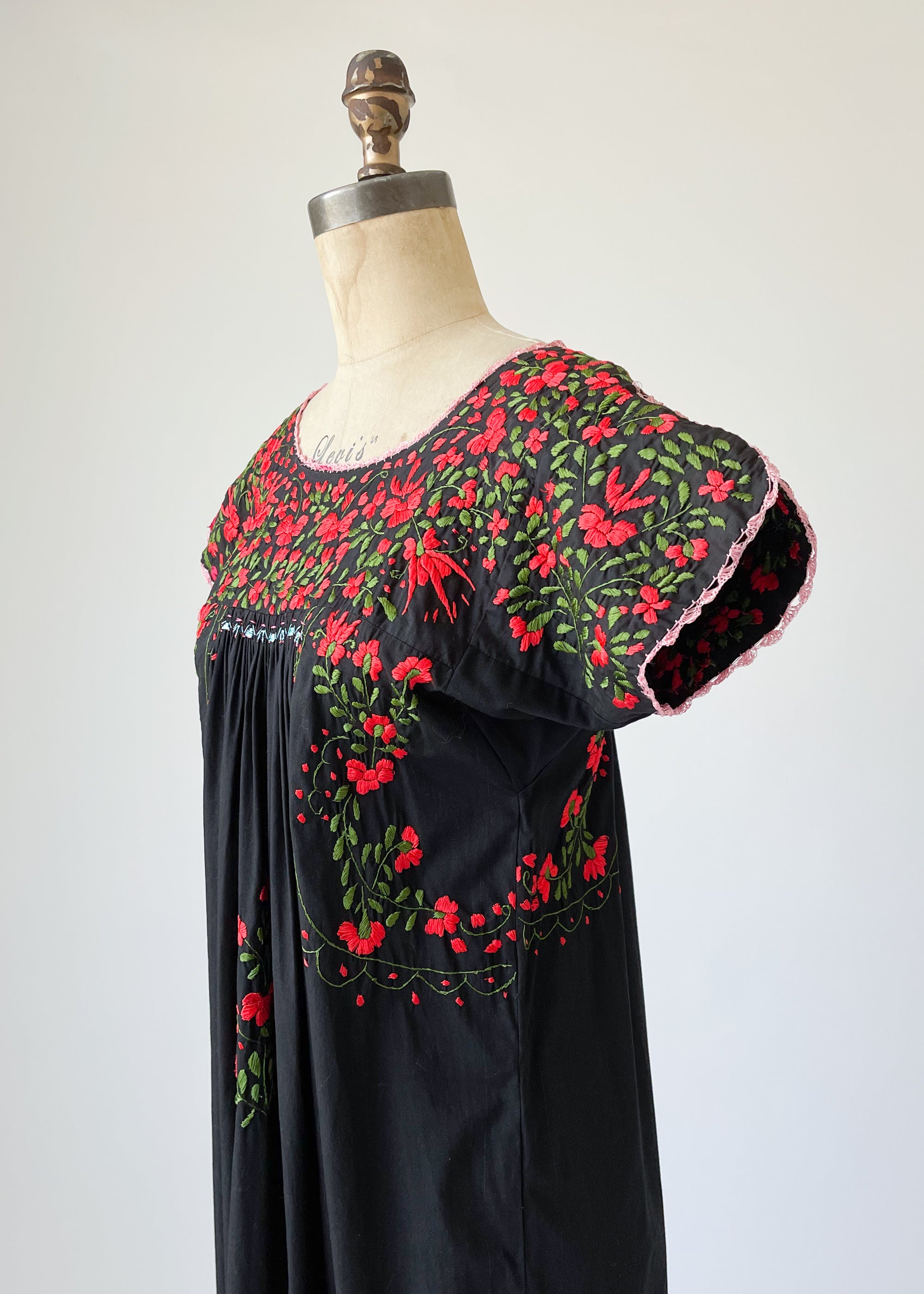 Vintage 1970s Mexican Embroidered Cotton Dress