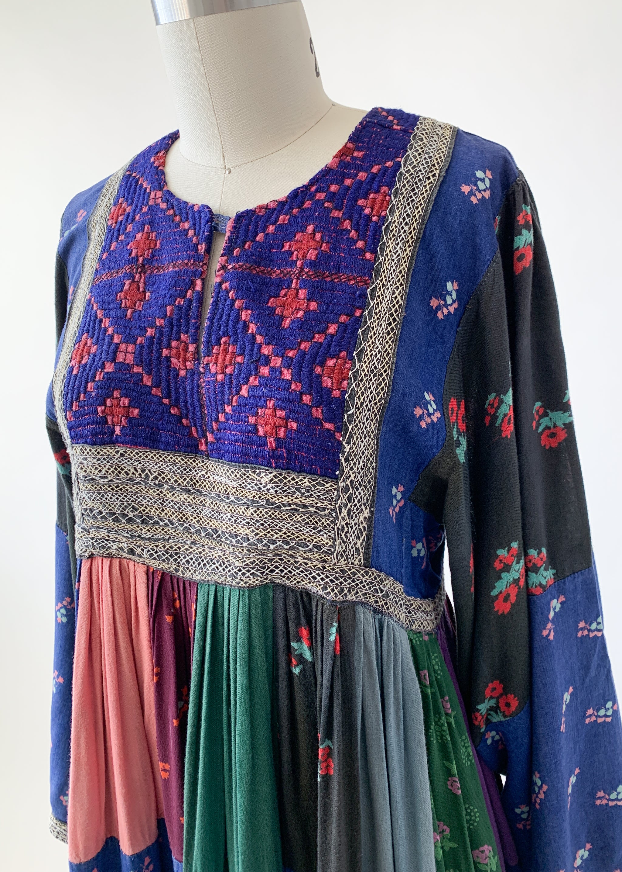 ワンピース VINTAGE AFGHAN EMBROIDERED DRESS 1970s Vintage Afghan Embroidered Cotton Dress – Featherstone