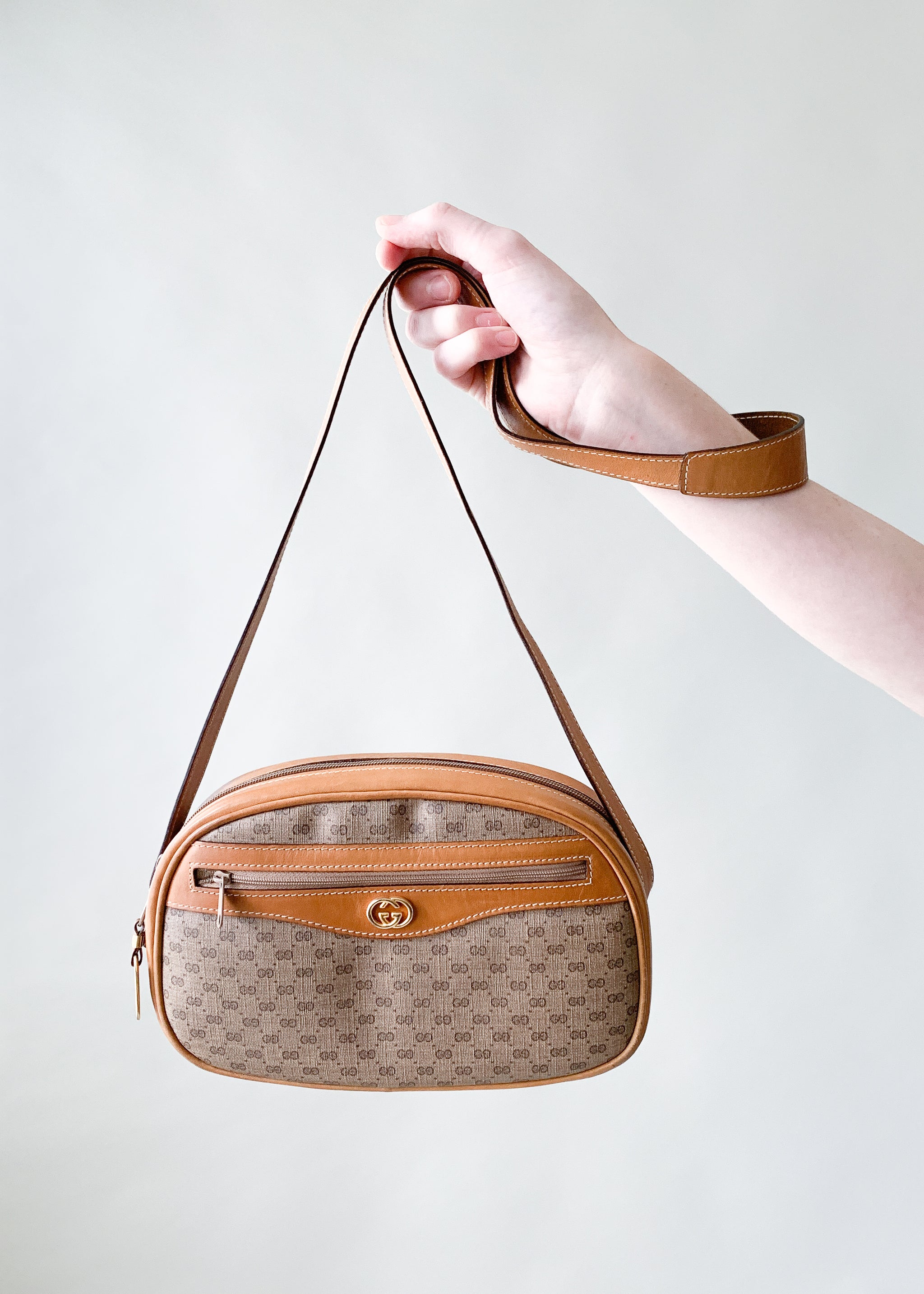 1980s Gucci Coated Canvas and Leather GG Monogram Crossbody at 1stDibs