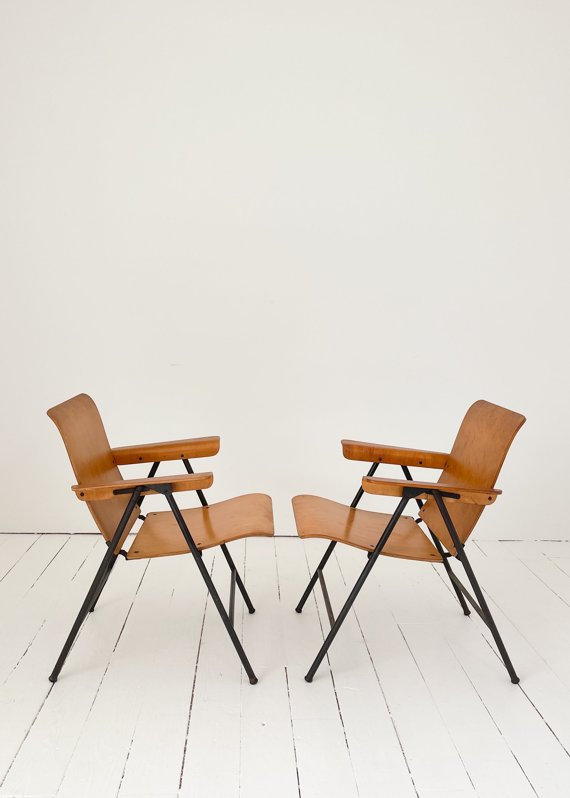 Vintage MCM Russel Wright Folding Chair