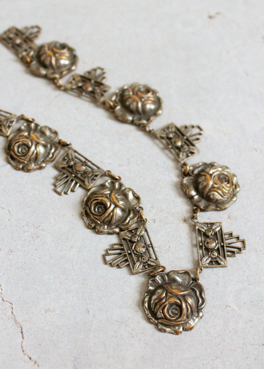 Vintage 1930s Art Deco Silver Rose Necklace