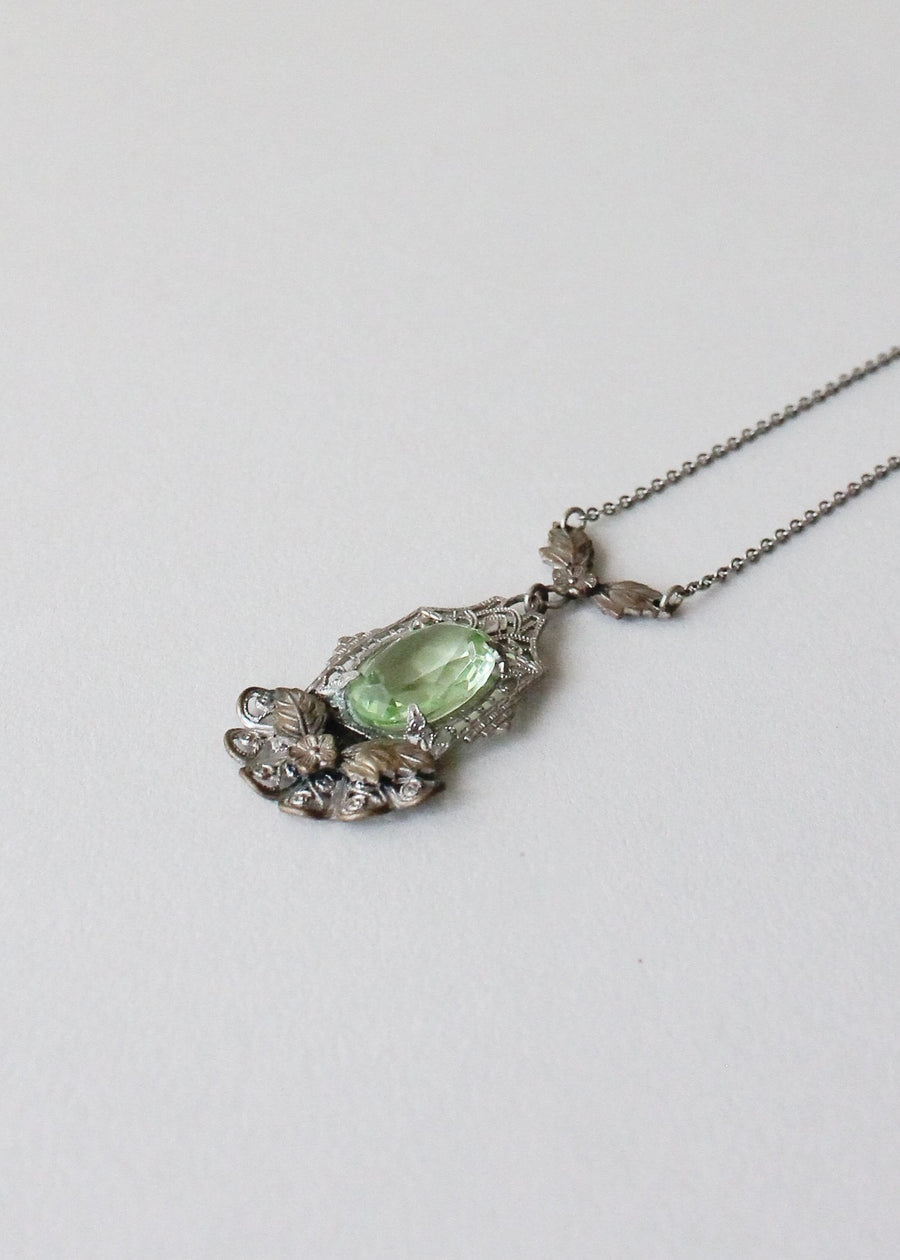 Vintage 1930s Green Glass and Filigree Necklace