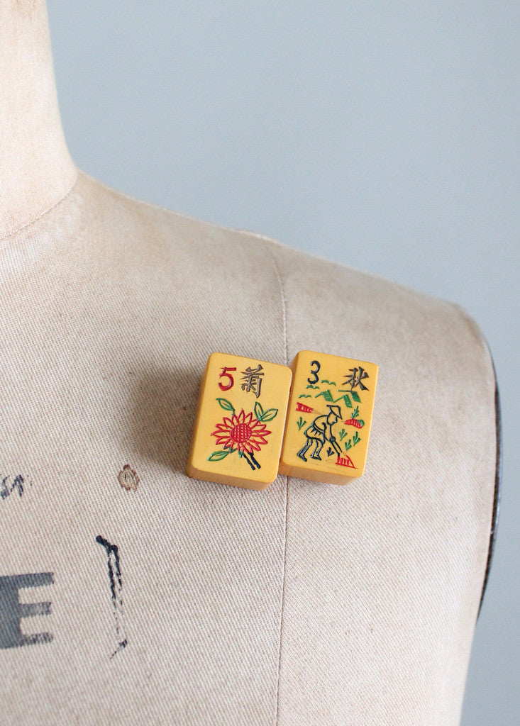 Vintage Bakelite Mahjong Brooch